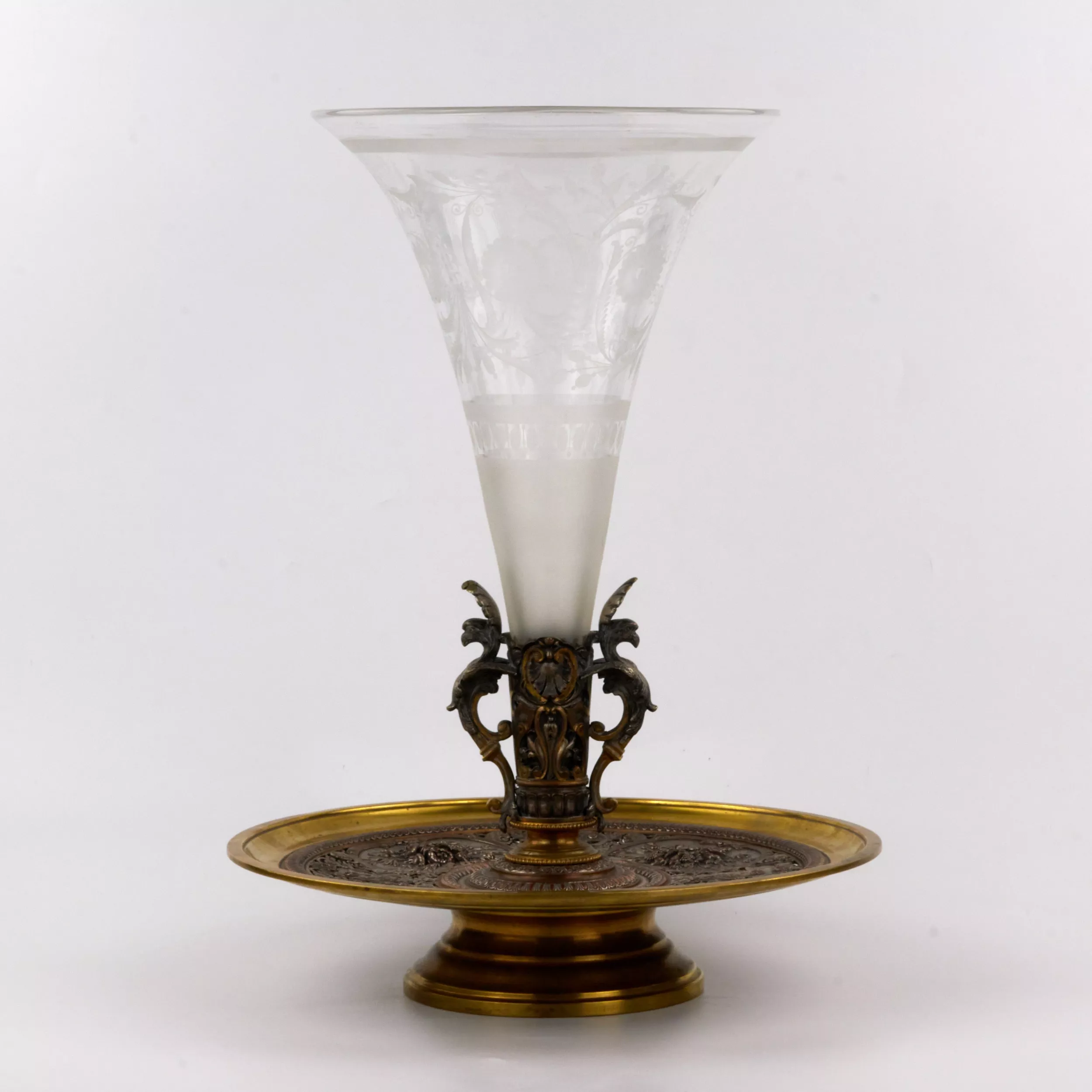 Dining room decorative vase-dish in the style of Napoleon III. 