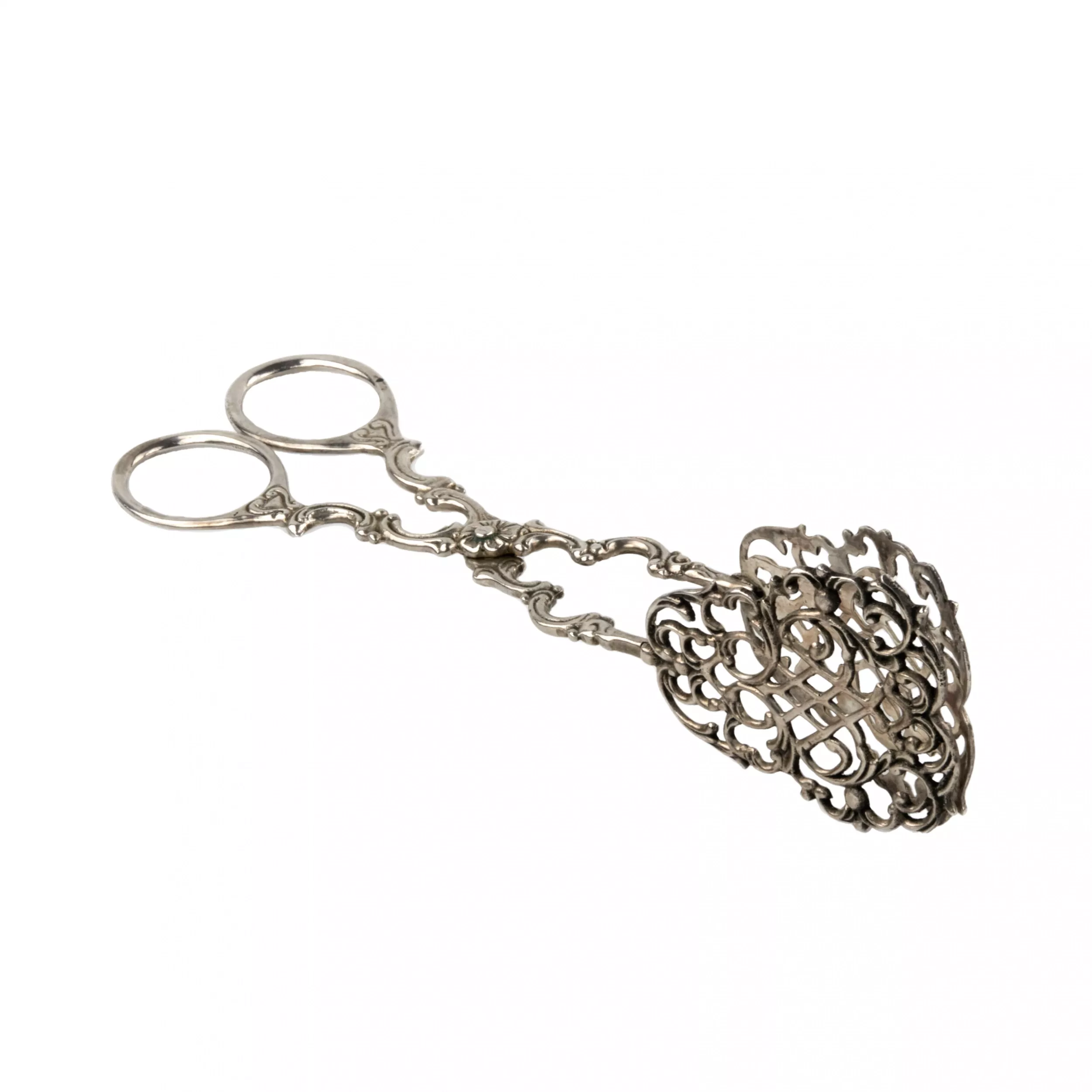 SWEDISH SILVER DESSERT TONGS IN THE NEO-ROCOCO STYLE. GEWE, 1934