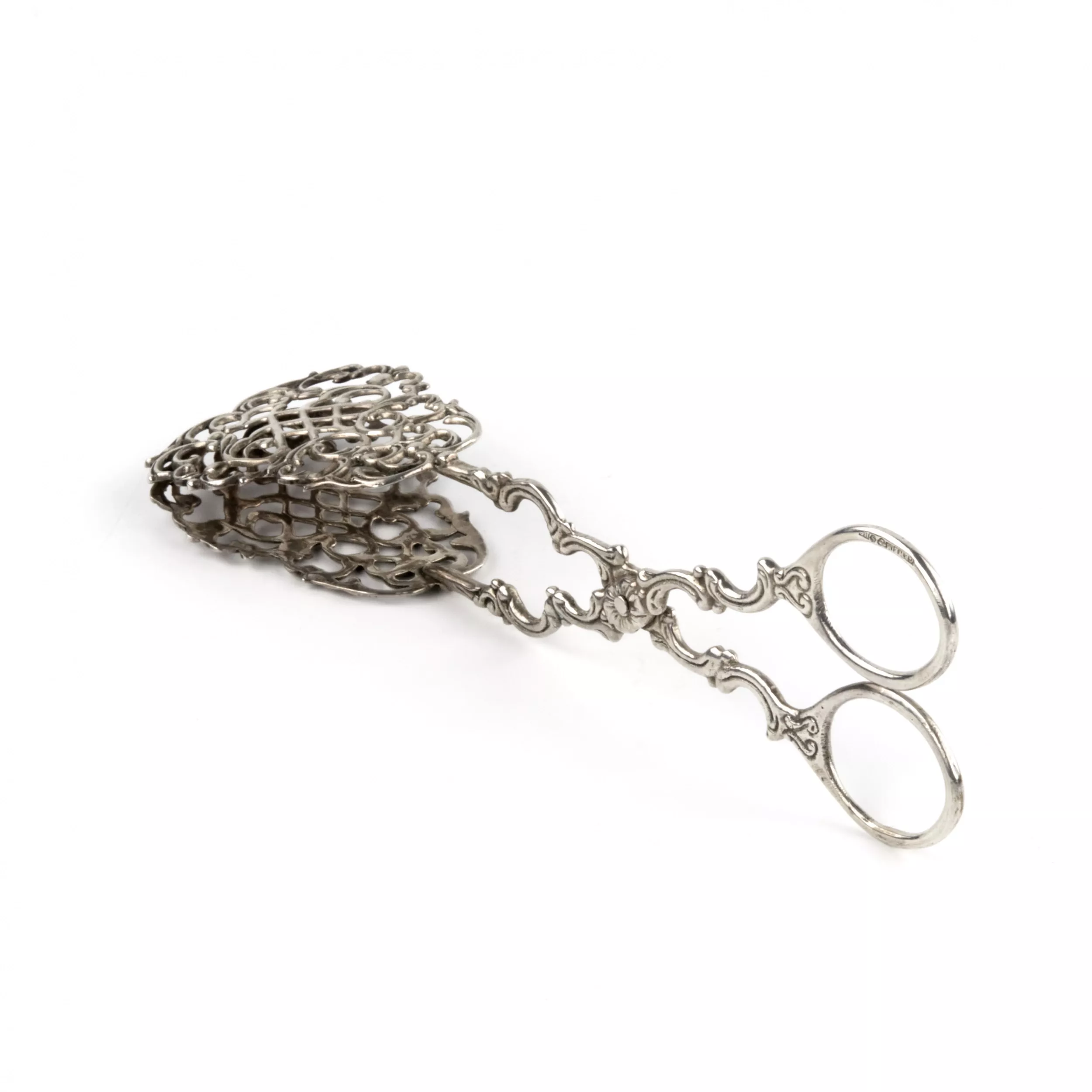 SWEDISH SILVER DESSERT TONGS IN THE NEO-ROCOCO STYLE. GEWE, 1934
