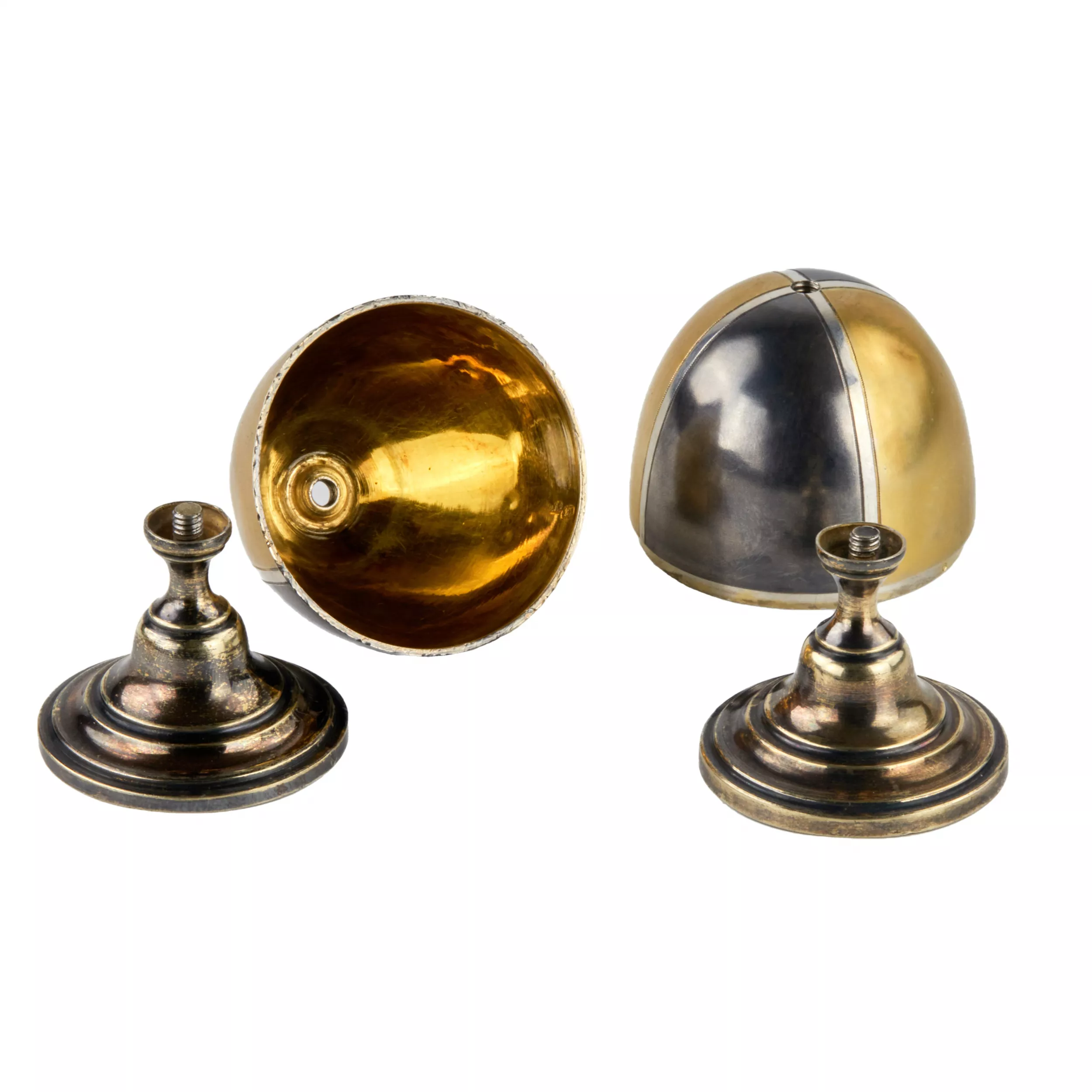 SILVER EASTER EGG. ERIK KOLLIN. FABERGÉ FIRM RUSSIA, SAINT PETERSBURG, LATE 19TH CENTURY