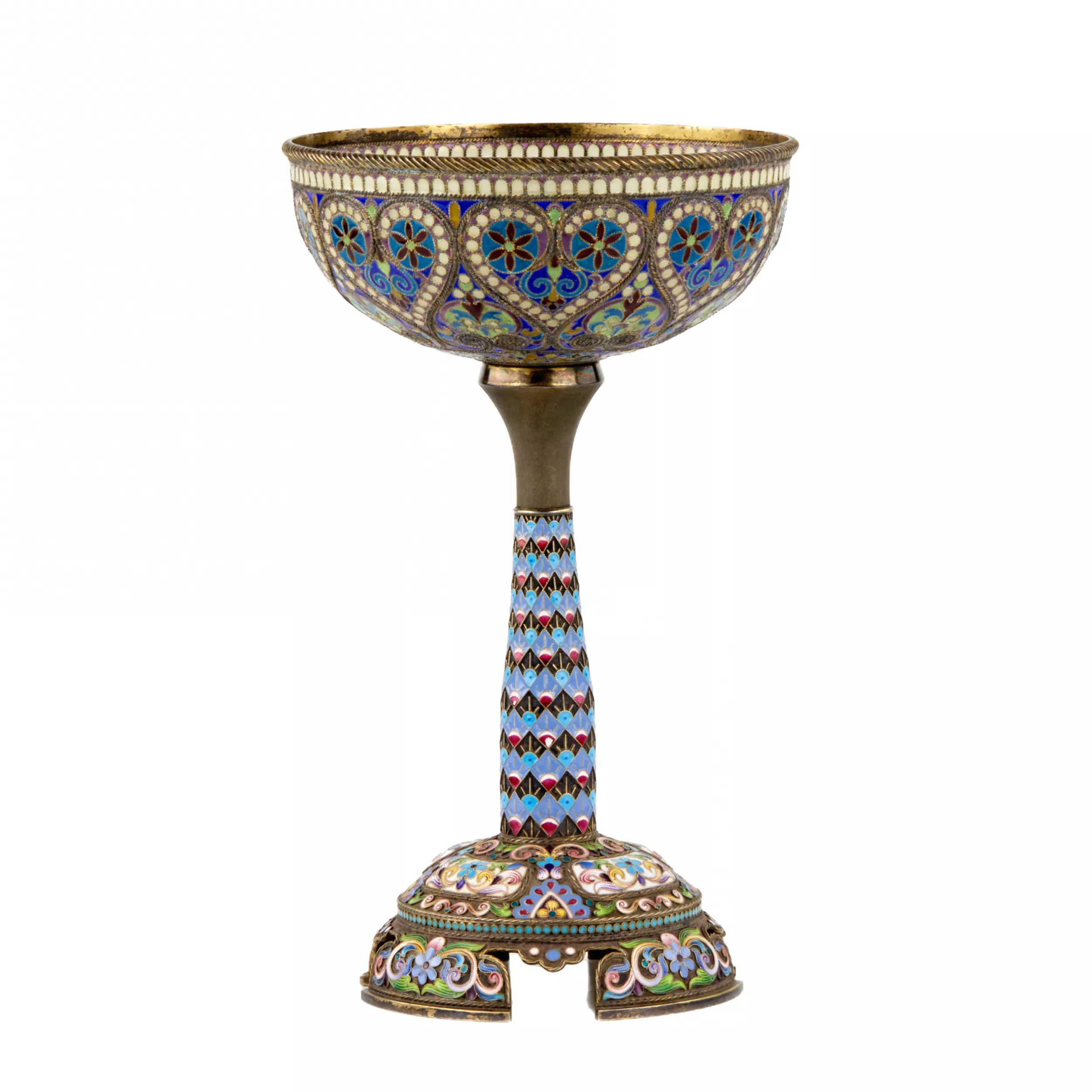 Le magnifique gobelet en argent dIvan Khlebnikov : emaux peints, cloisonnes et vitraux. 