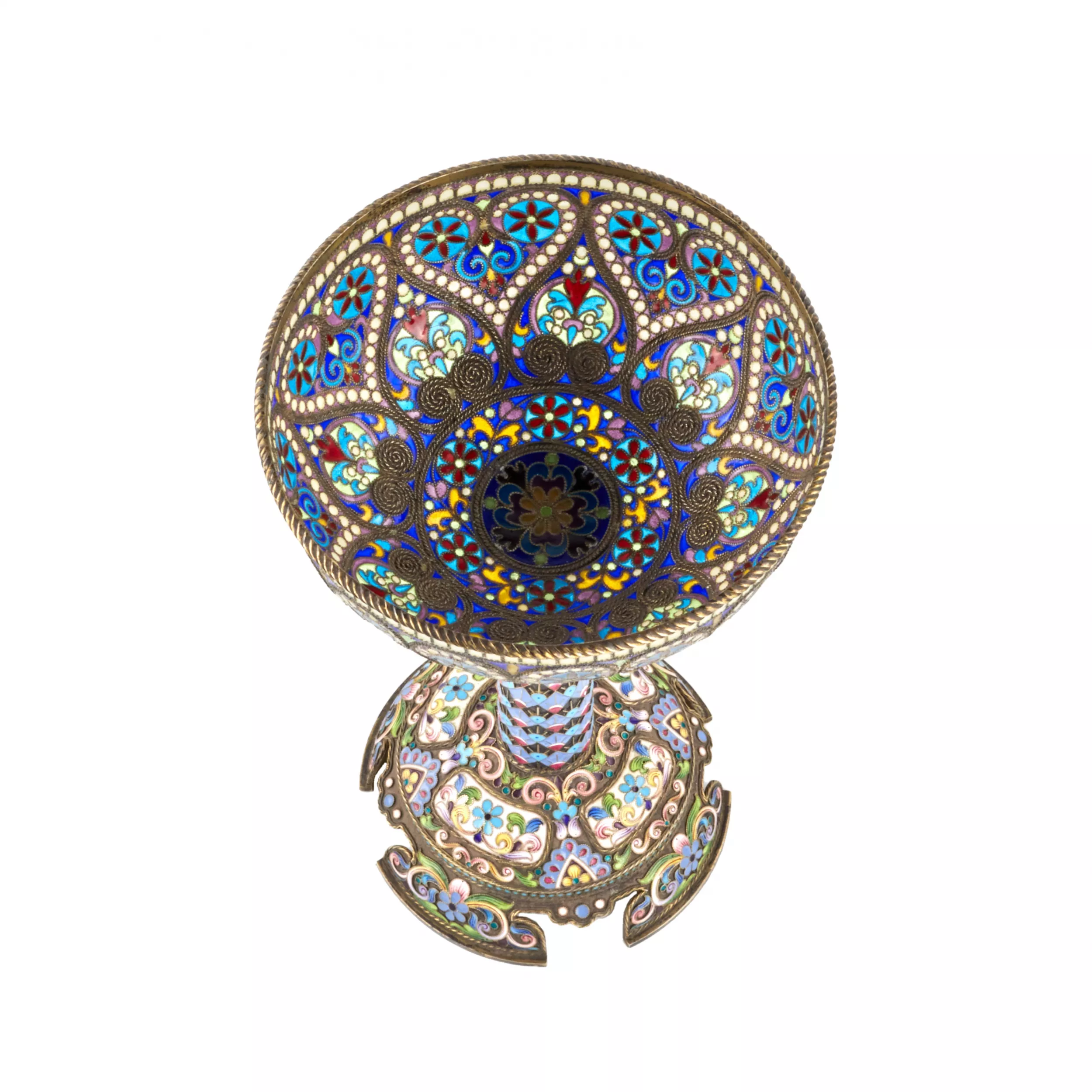 Le magnifique gobelet en argent dIvan Khlebnikov : emaux peints, cloisonnes et vitraux. 