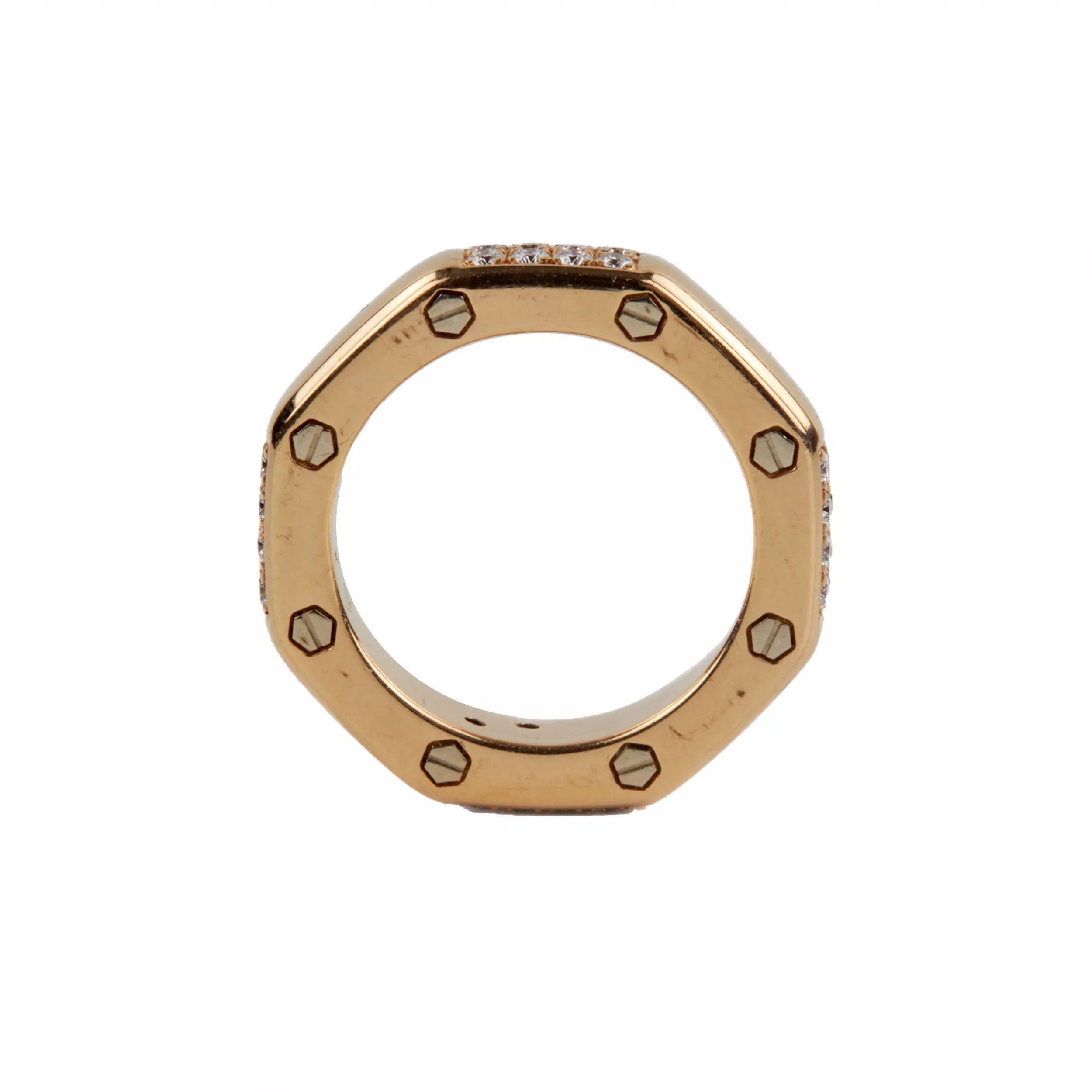 18-CARAT GOLD AND DIAMOND RING