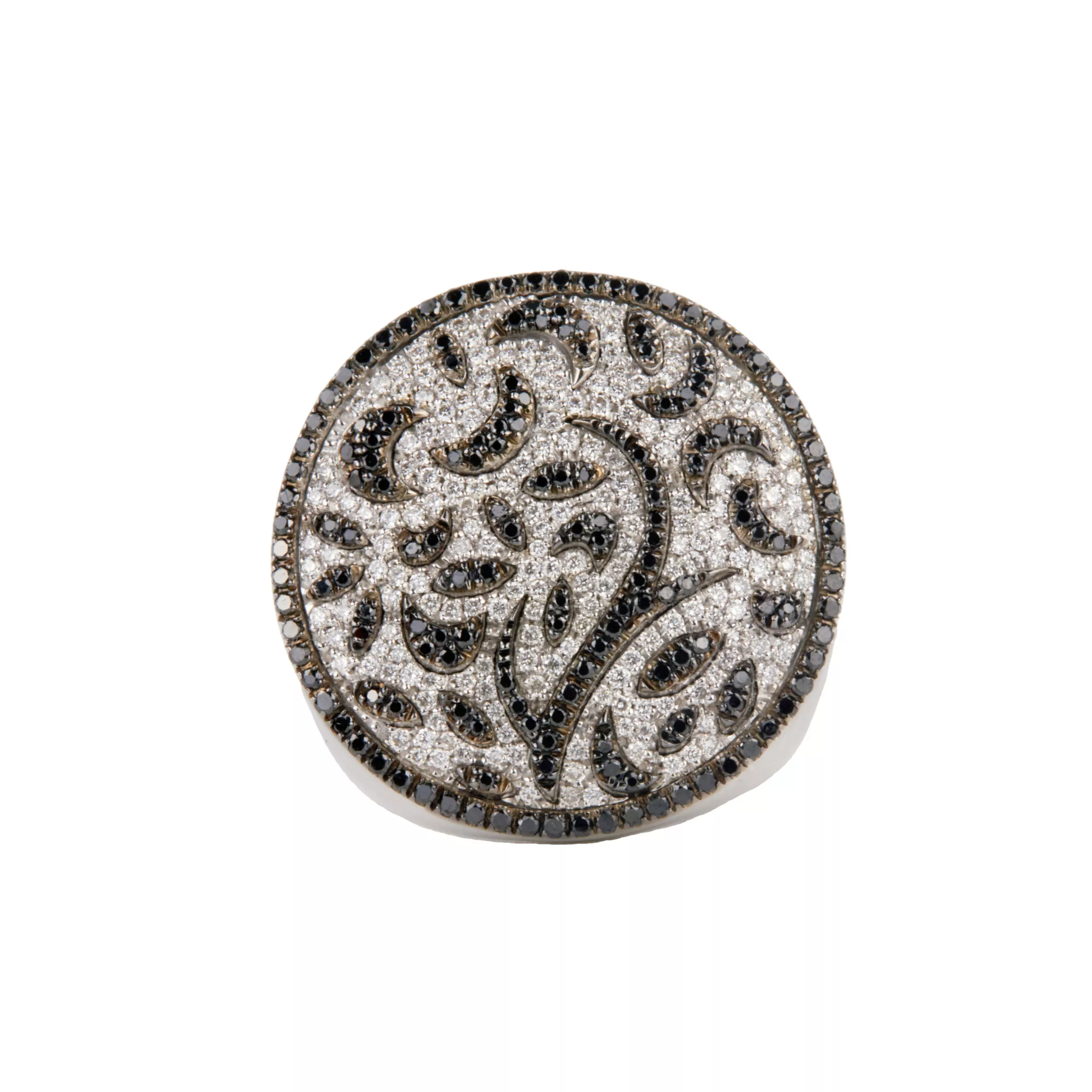 Giorgio Visconti gold cocktail ring with diamonds. 
