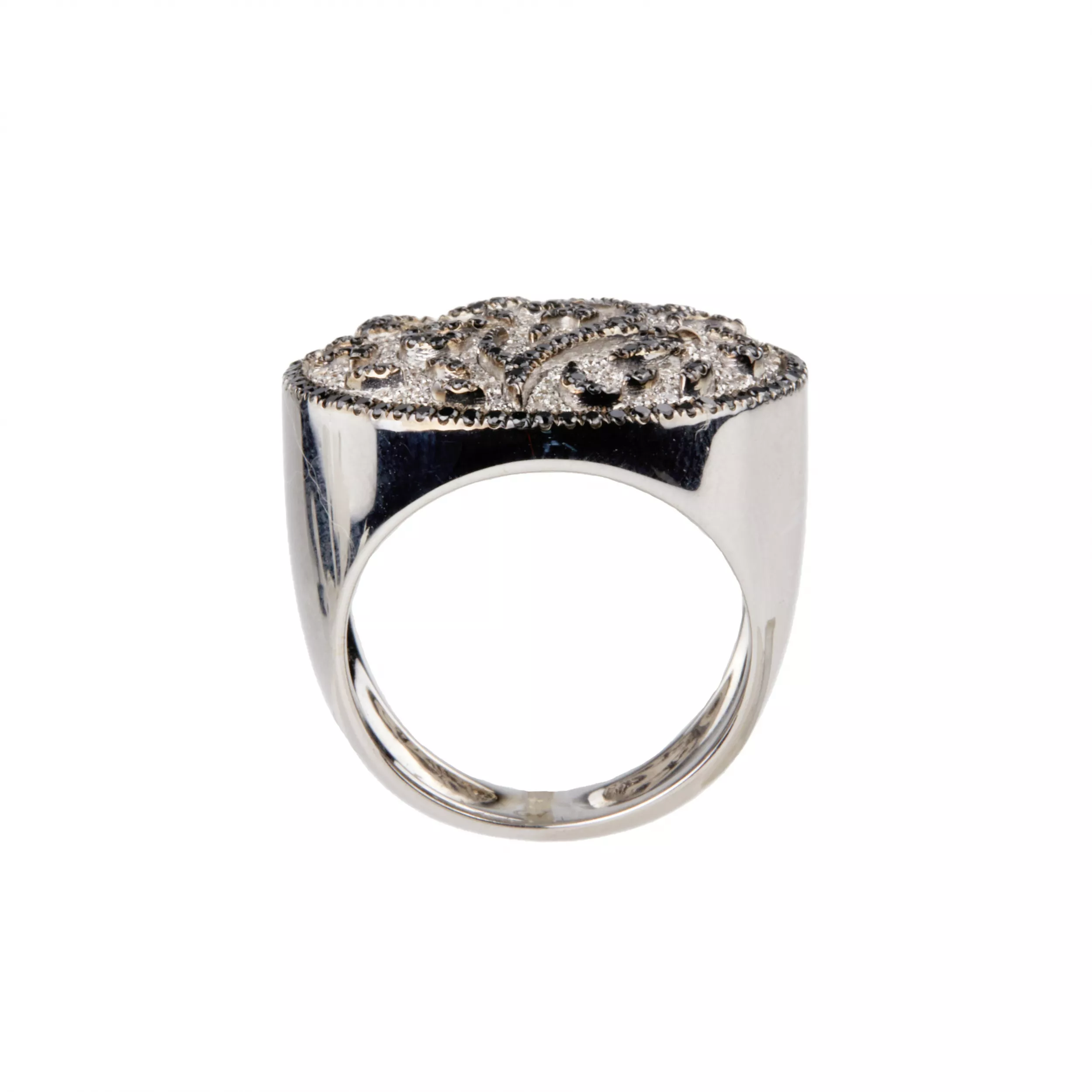 Giorgio Visconti gold cocktail ring with diamonds. 