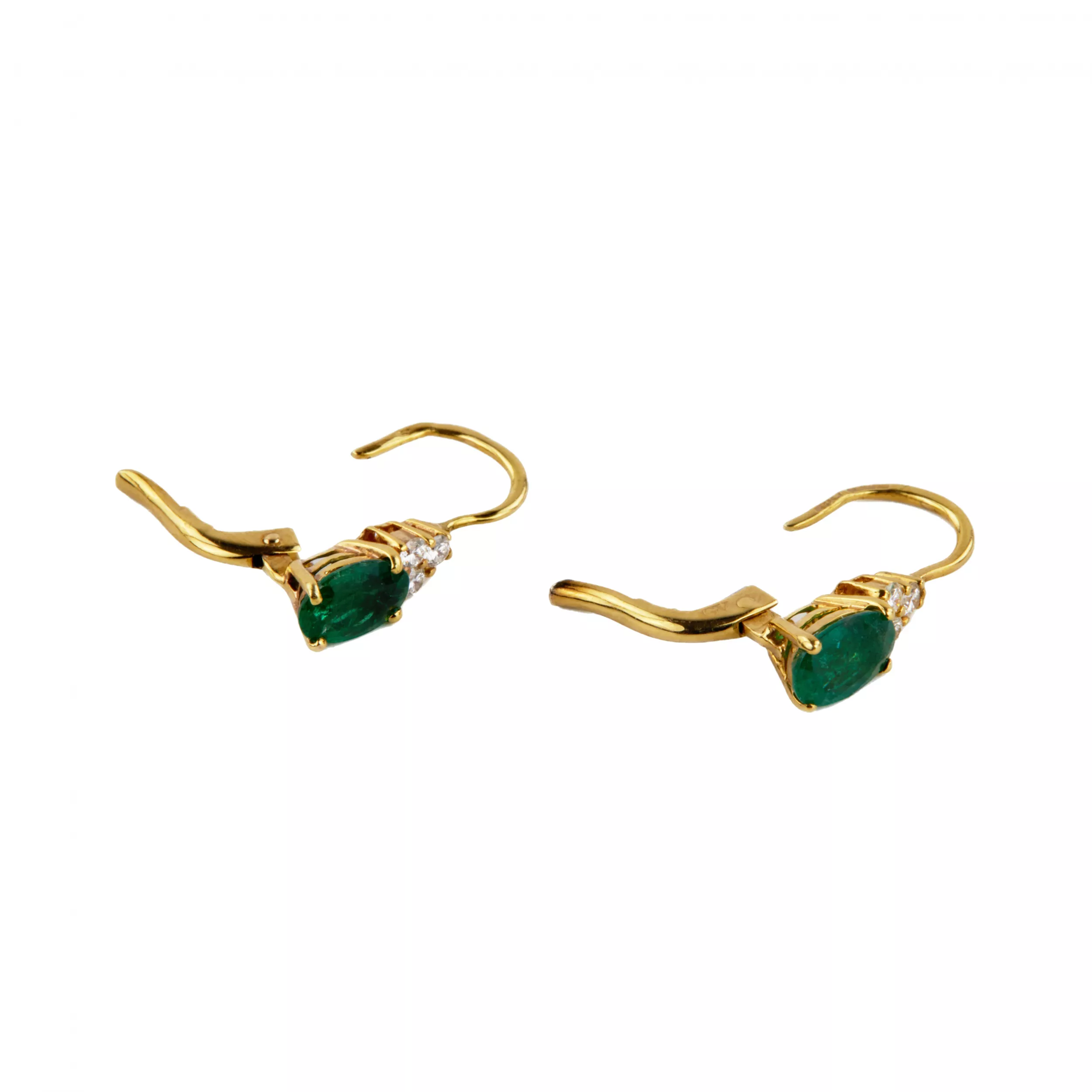 Giorgio Visconti. 18K gold pendant and earrings with emeralds and diamonds.