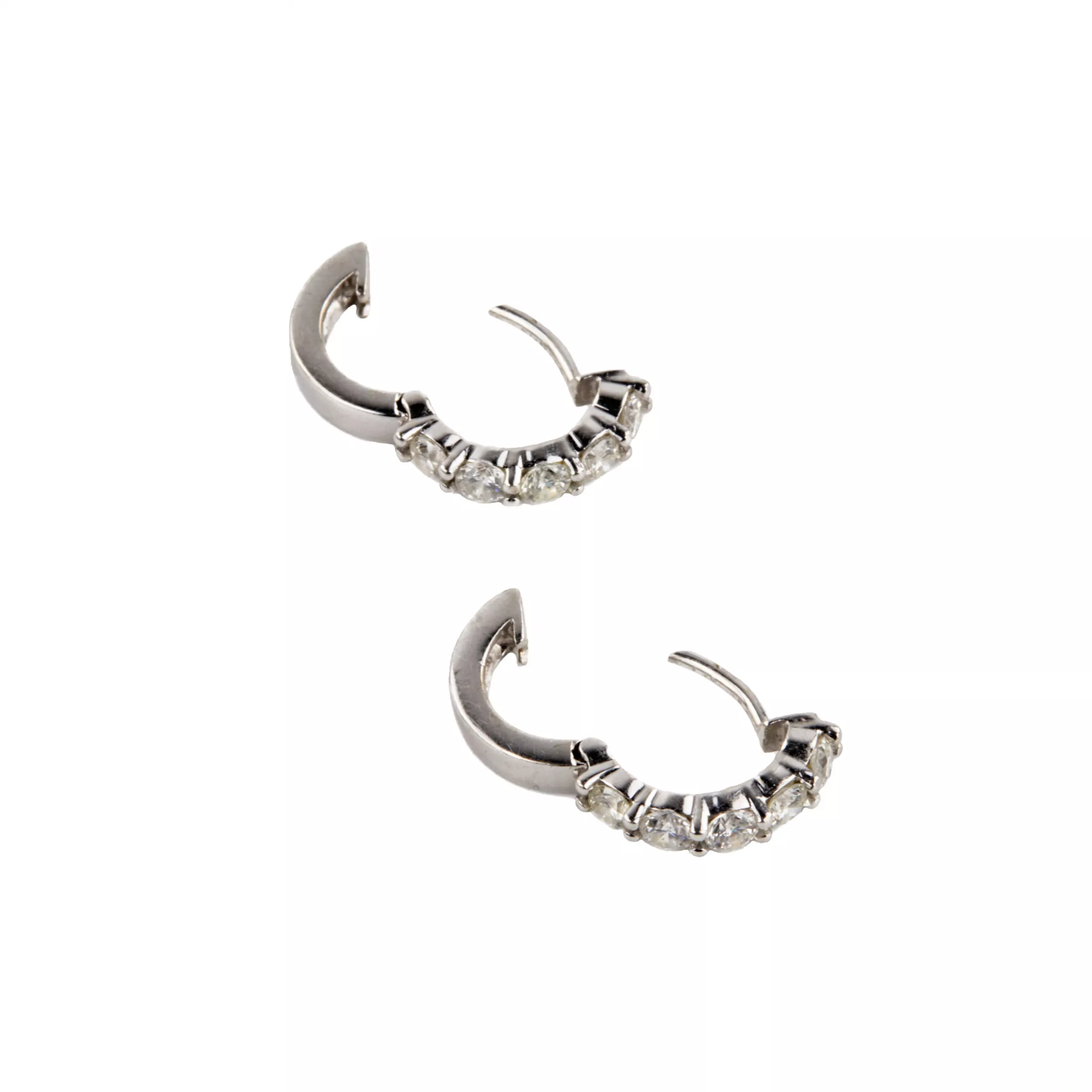 Boucles d`oreilles en or avec diamants. Herbert Mayer. 