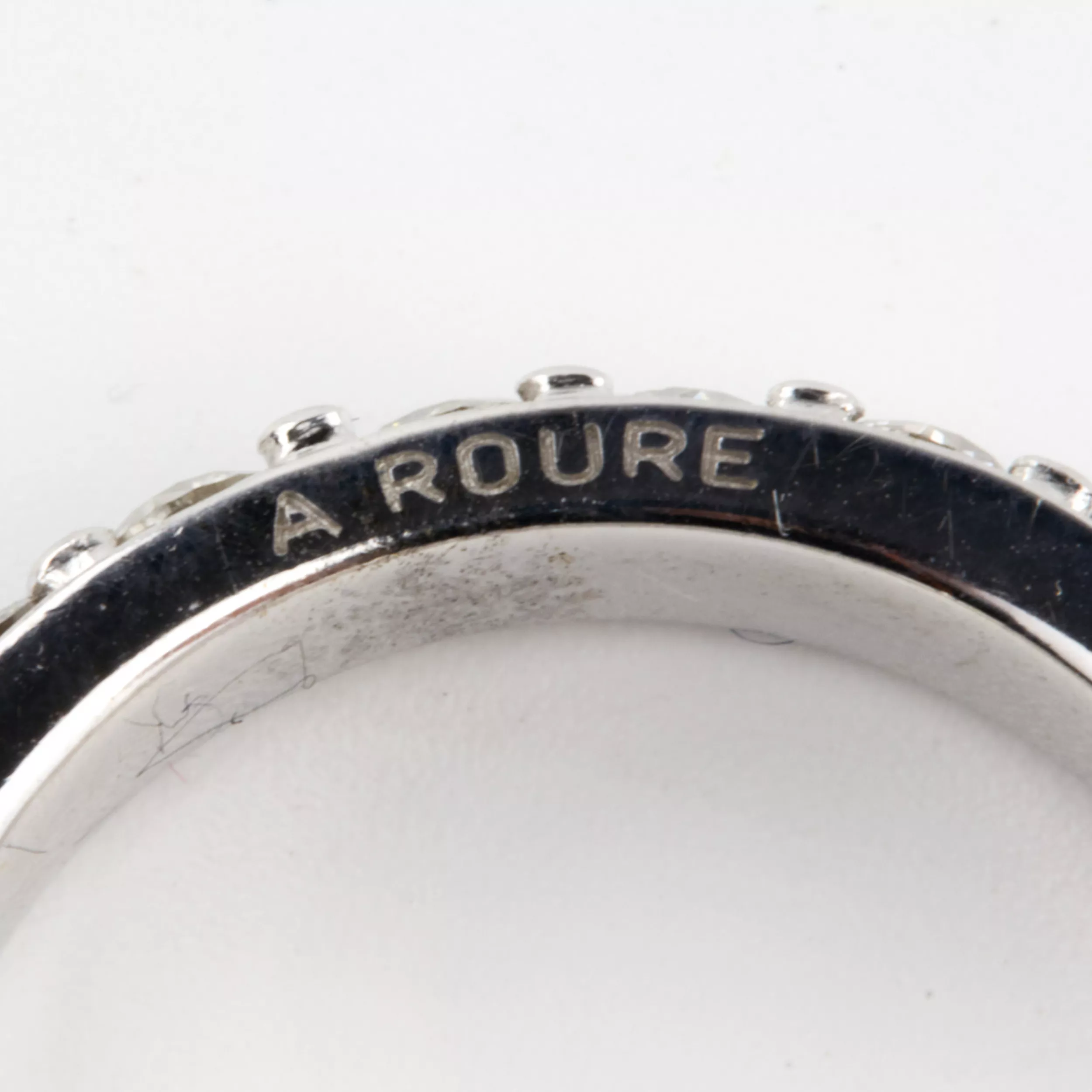Bague en or avec diamants. Gassan. 