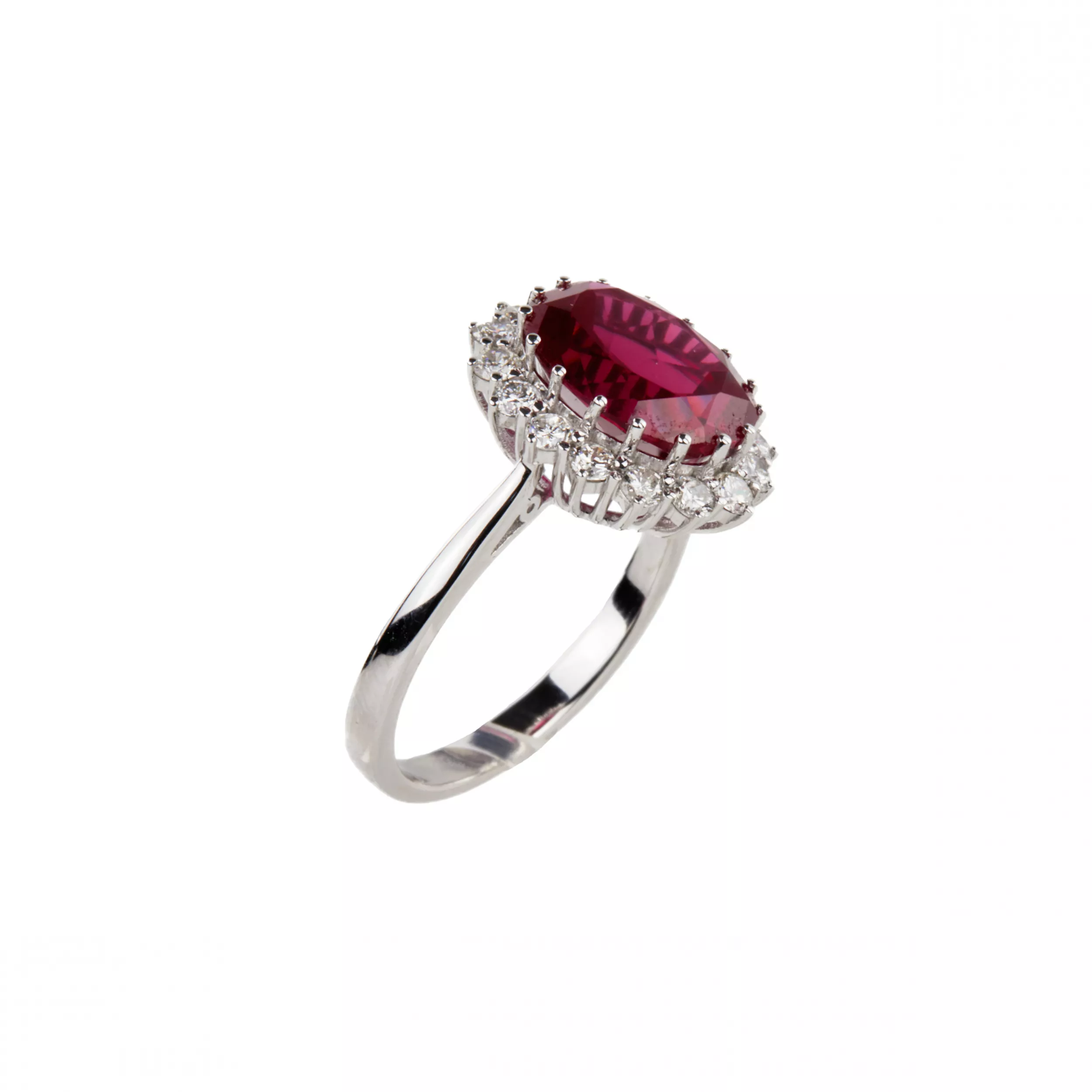 White gold ring with synthetic ruby and diamonds. 