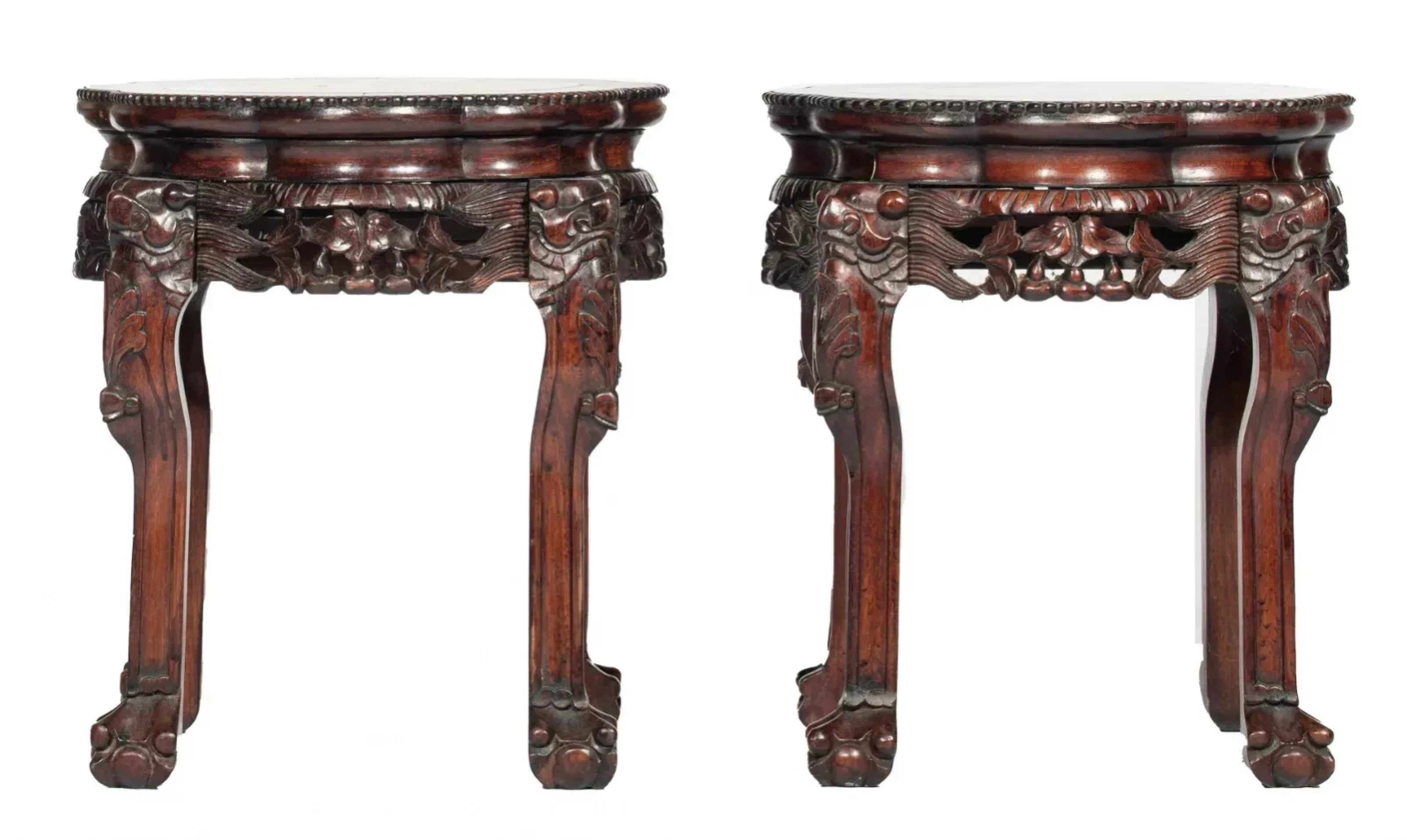 Paire de consoles chinoises sculptees du XIXème siècle. 