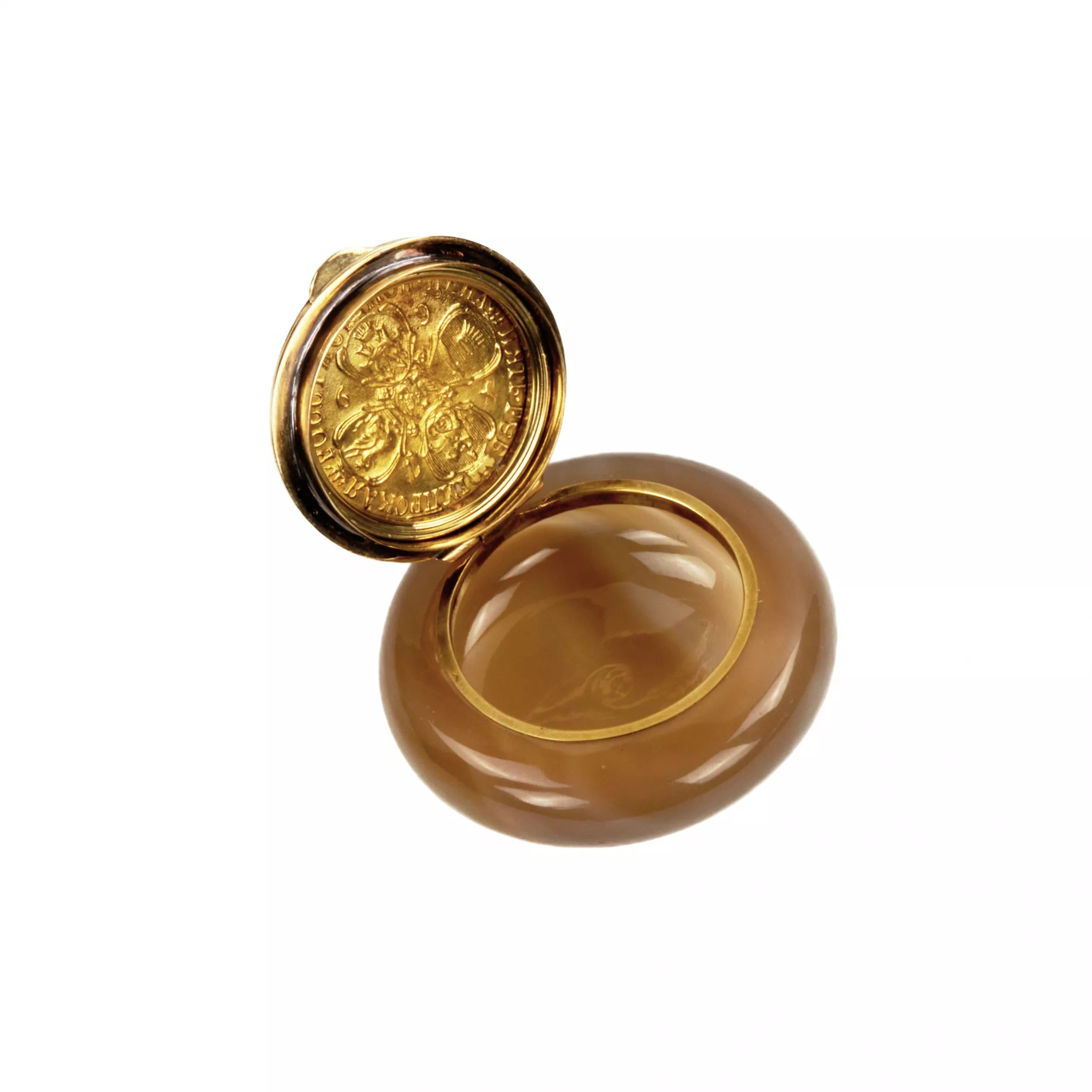 Tabatière russe en or, agate avec diamants. Henrik Wigström, Saint-Petersbourg 1908-1917. 