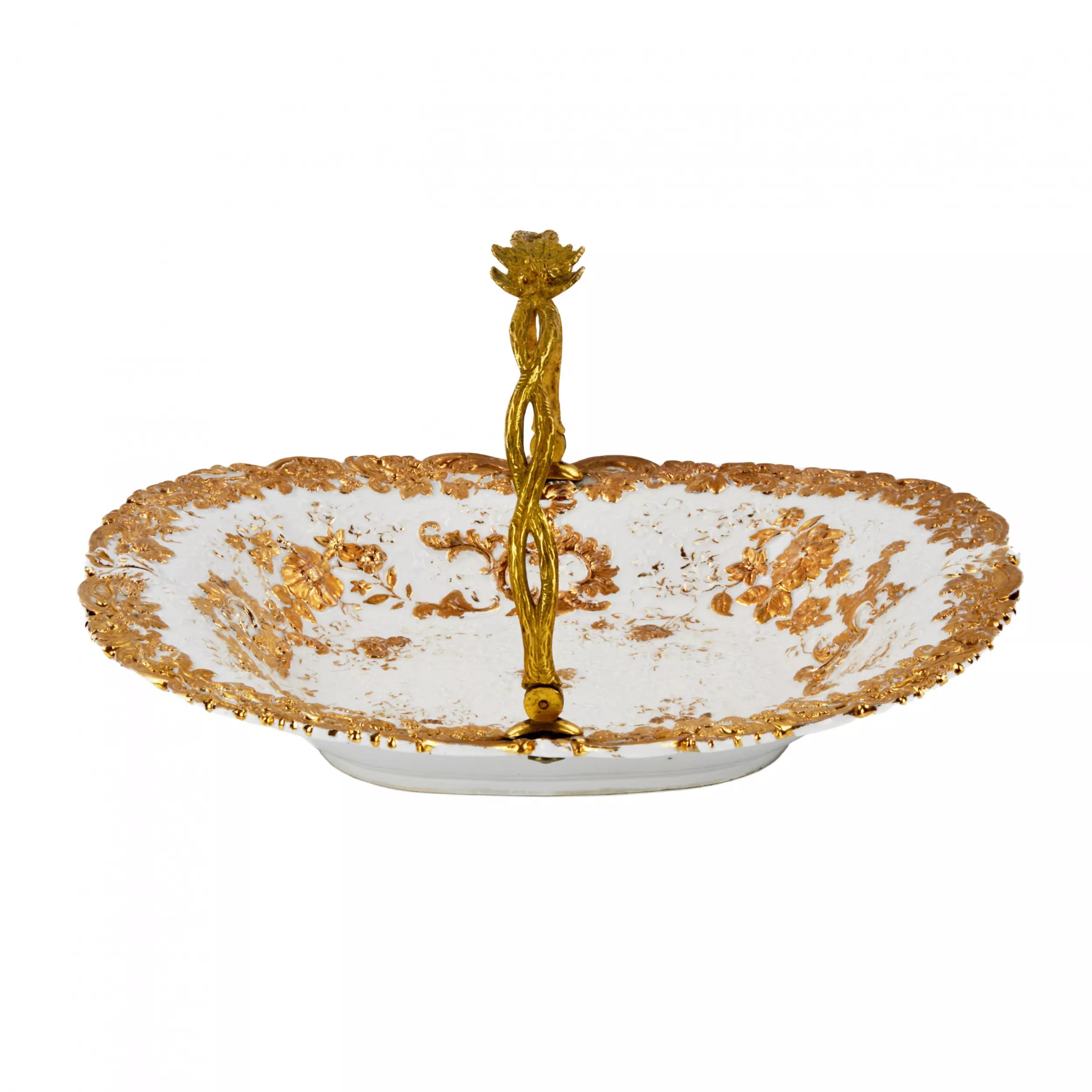 Plat en porcelaine de Meissen avec anse en metal. 