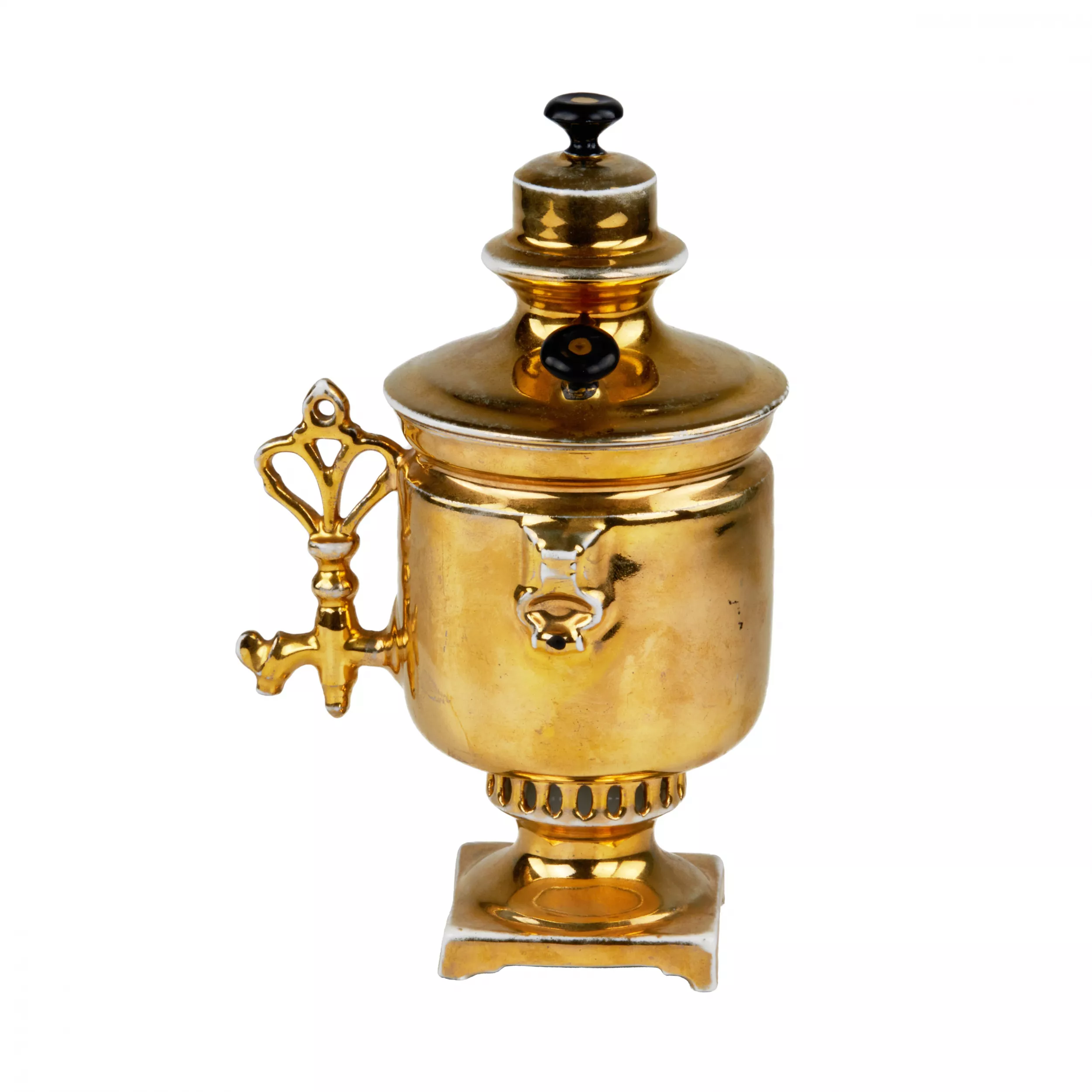 Tasse avec couvercle : Samovar. Usine de M.S. Kuznetsov. 