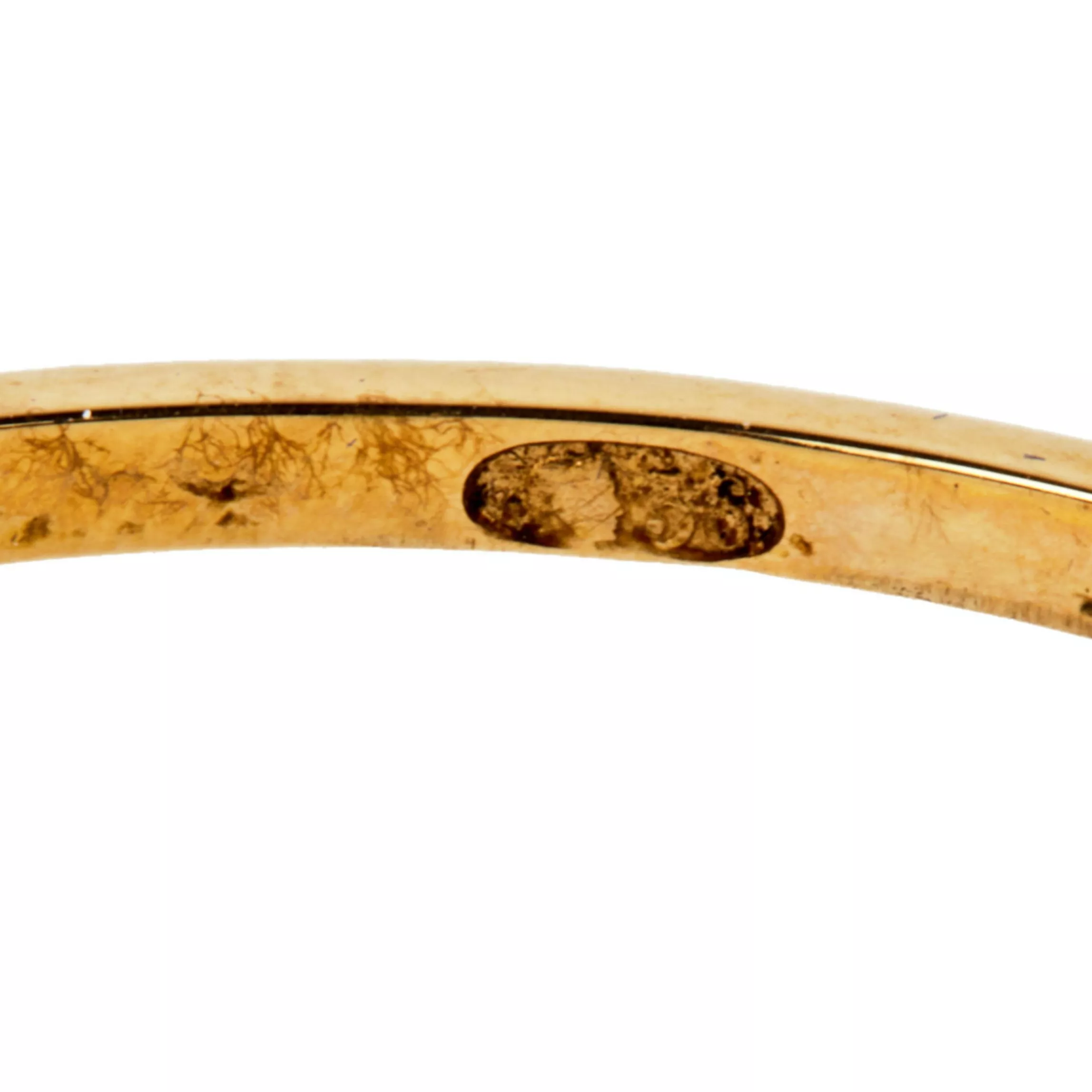 Superbe lorgnette en or valeur de dosage 56 avec pierres precieuses. 