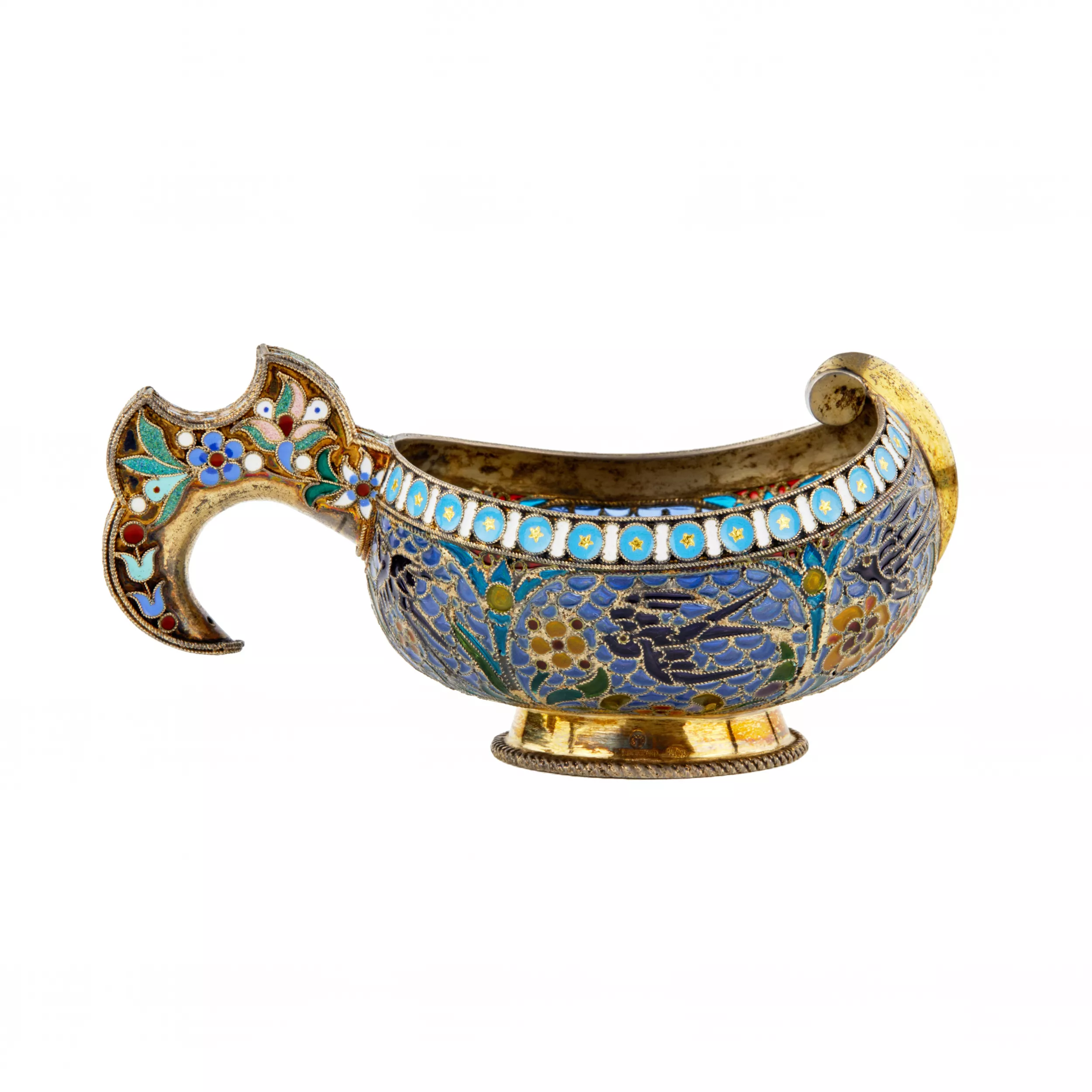 PAVEL OVCHINNIKOV. SILVER KOVSH WITH STAINED GLASS ENAMEL. MOSCOW, 1899–1908