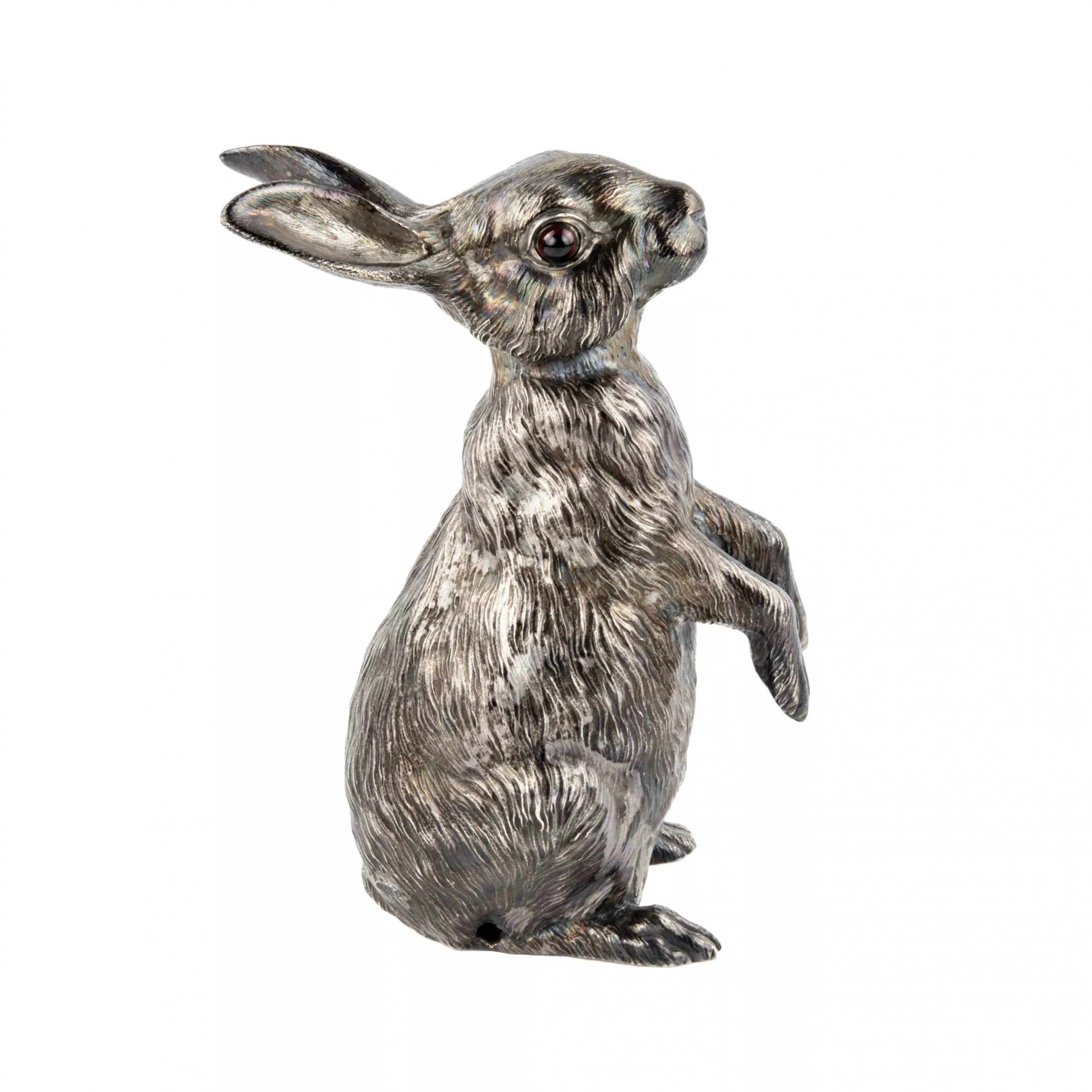 FIGURINE EN ARGENT, LIÈVRE-SONNETTE DE BUREAU FABERGÉ AUX YEUX EN GRENAT MAISON C. FABERGÉ, ATELIER DE Y. A. RAPPOPORT, RUSSIE, SAINT-PÉTERSBOURG, 1899–1908