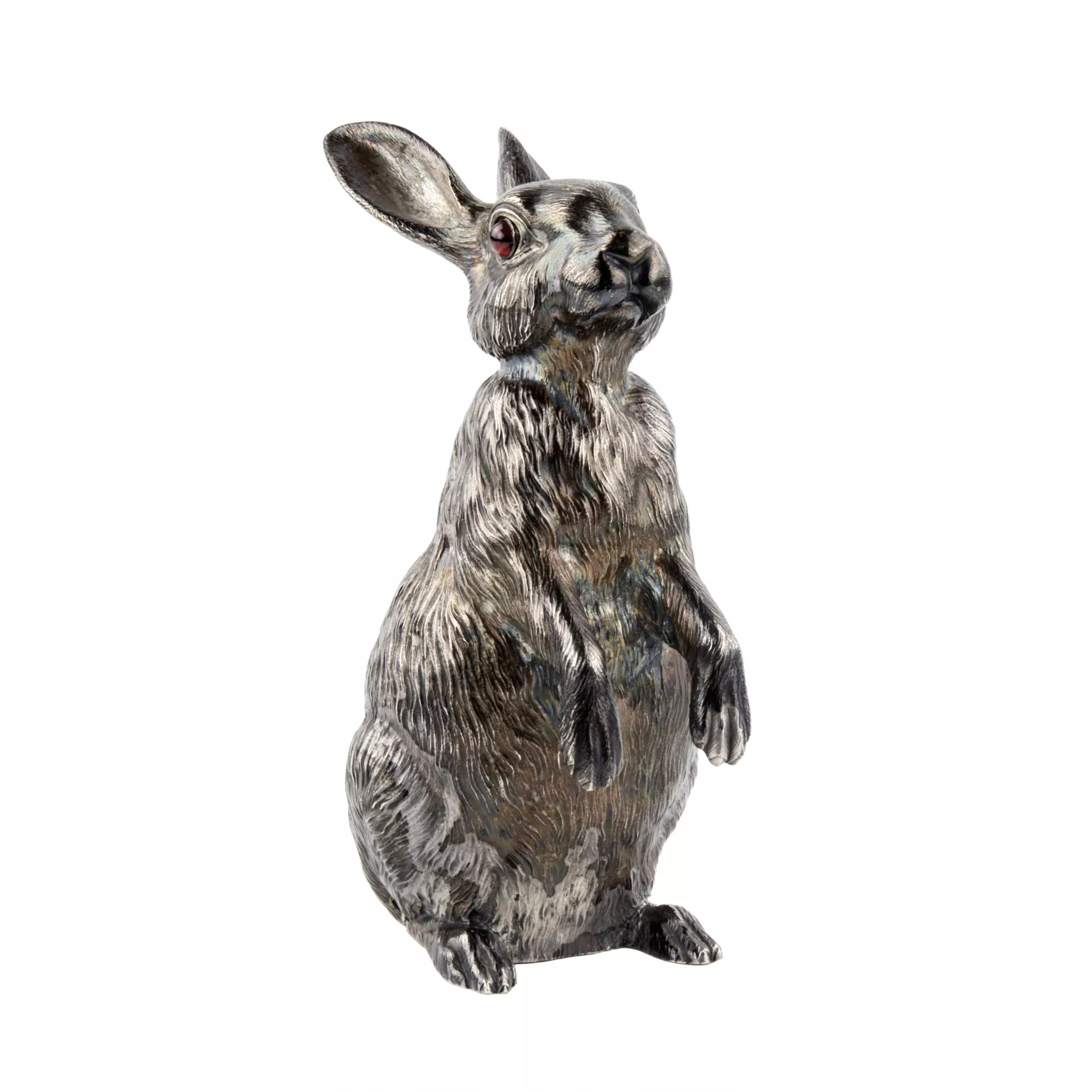 FIGURINE EN ARGENT, LIÈVRE-SONNETTE DE BUREAU FABERGÉ AUX YEUX EN GRENAT MAISON C. FABERGÉ, ATELIER DE Y. A. RAPPOPORT, RUSSIE, SAINT-PÉTERSBOURG, 1899–1908