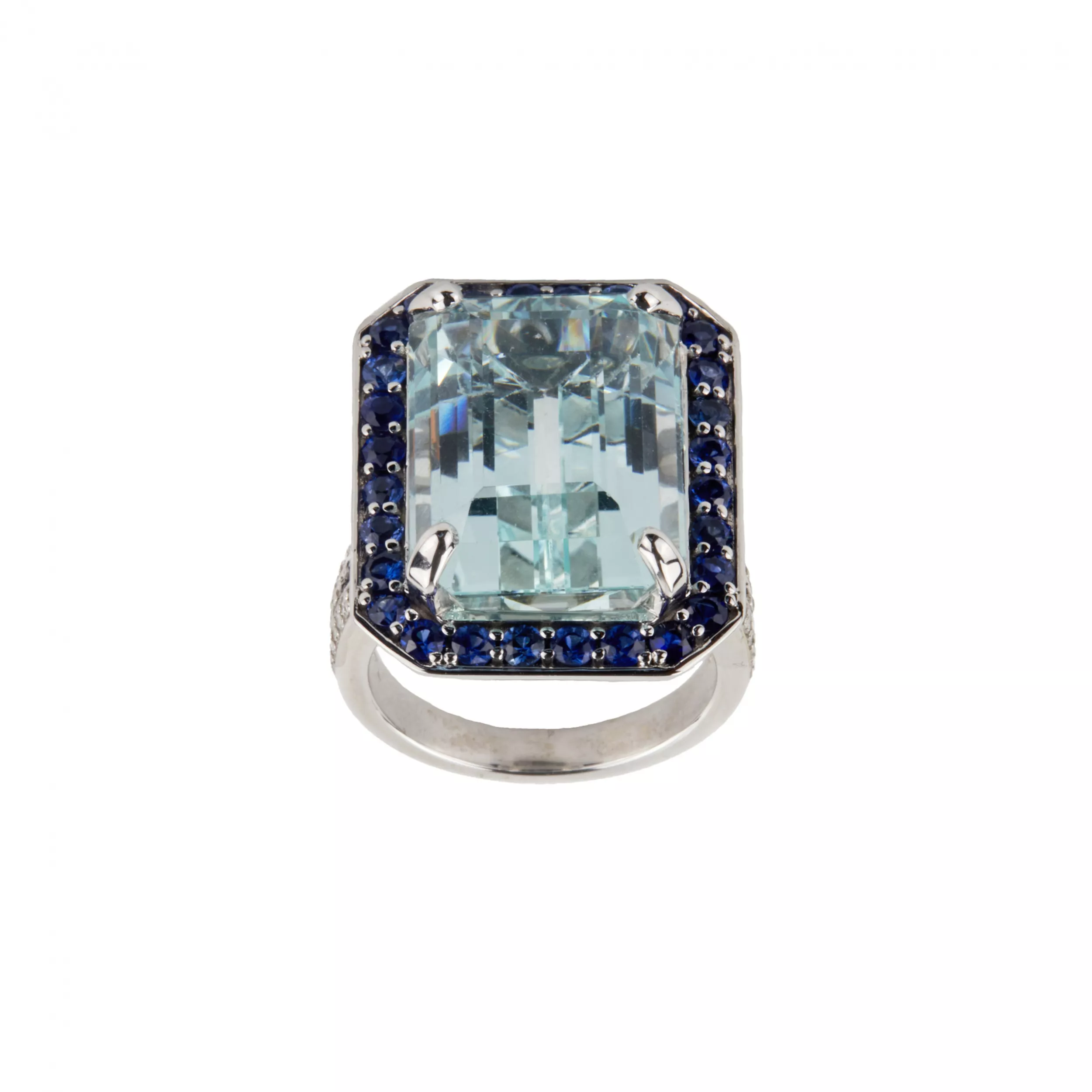 Dames spectaculaires serties d`or blanc avec des aigues-marines, des saphirs et des diamants. 