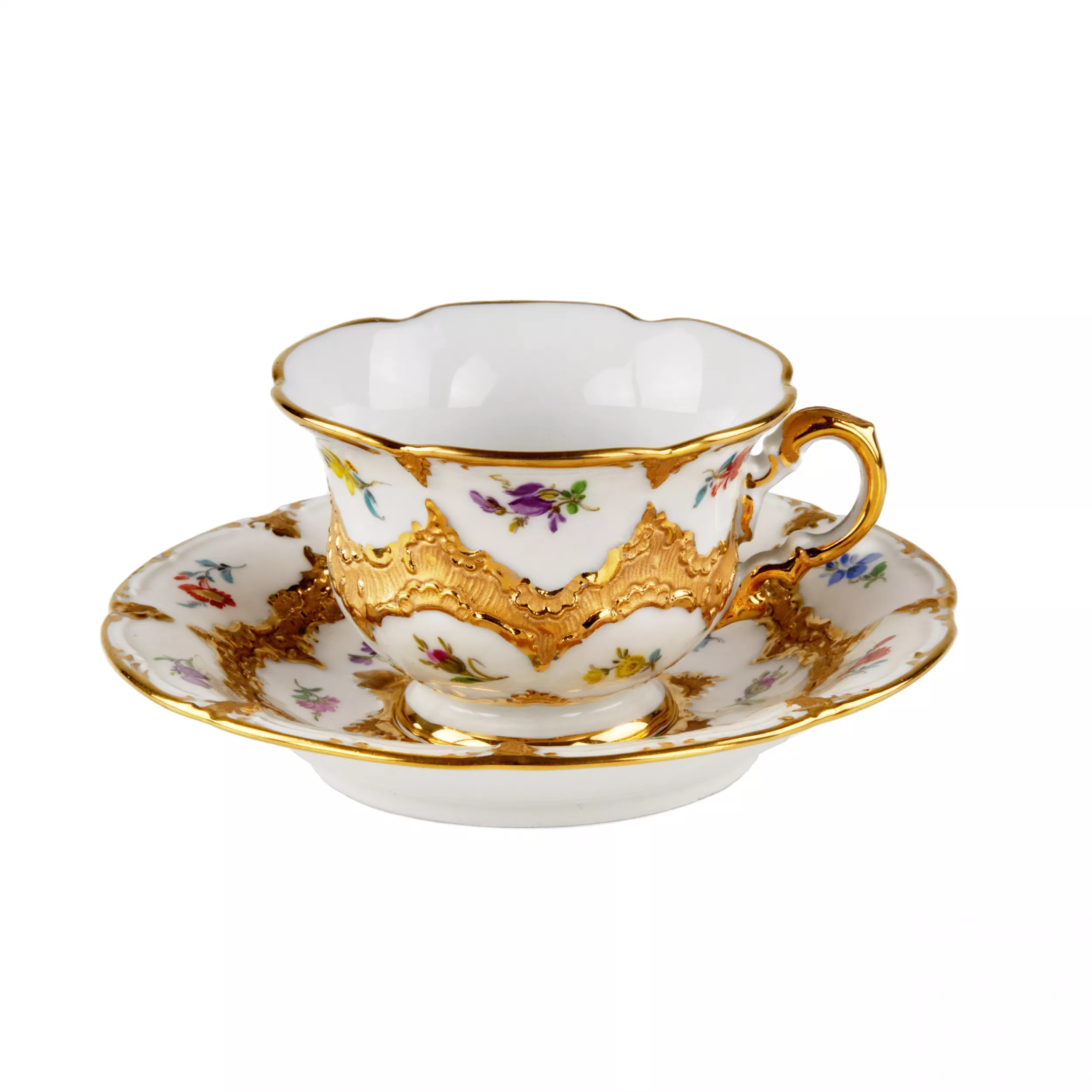Porcelain cup with saucer. Meissen. 