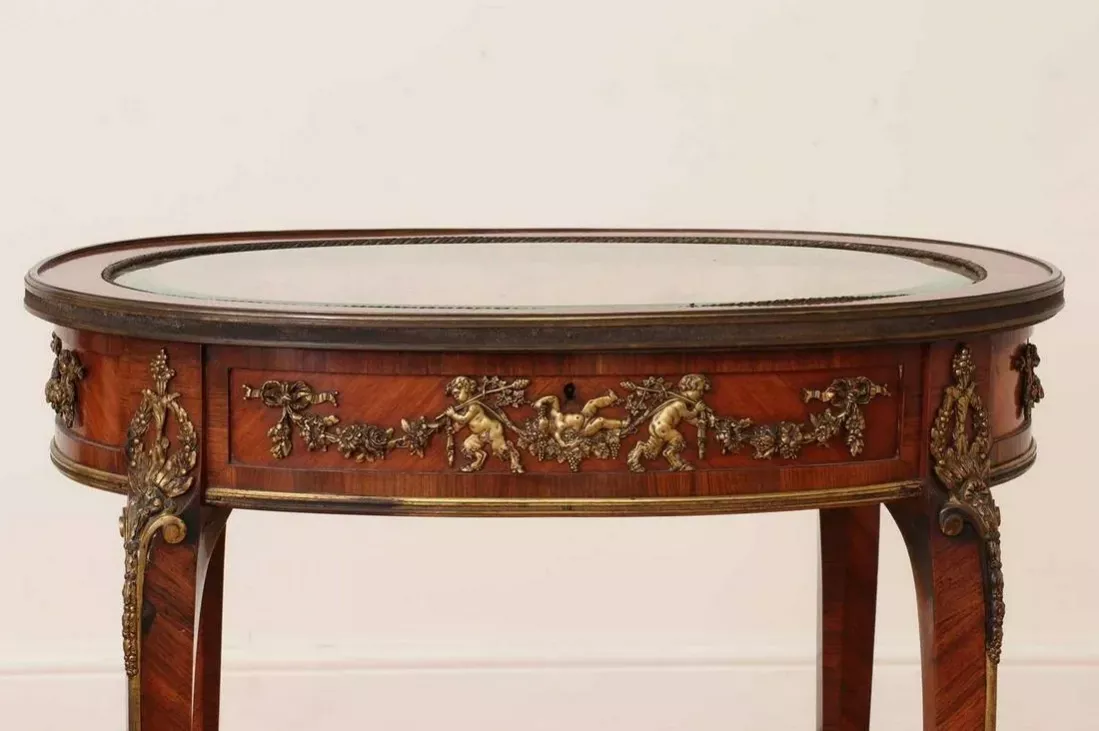 Showcase in the style of François Linke around 1900 