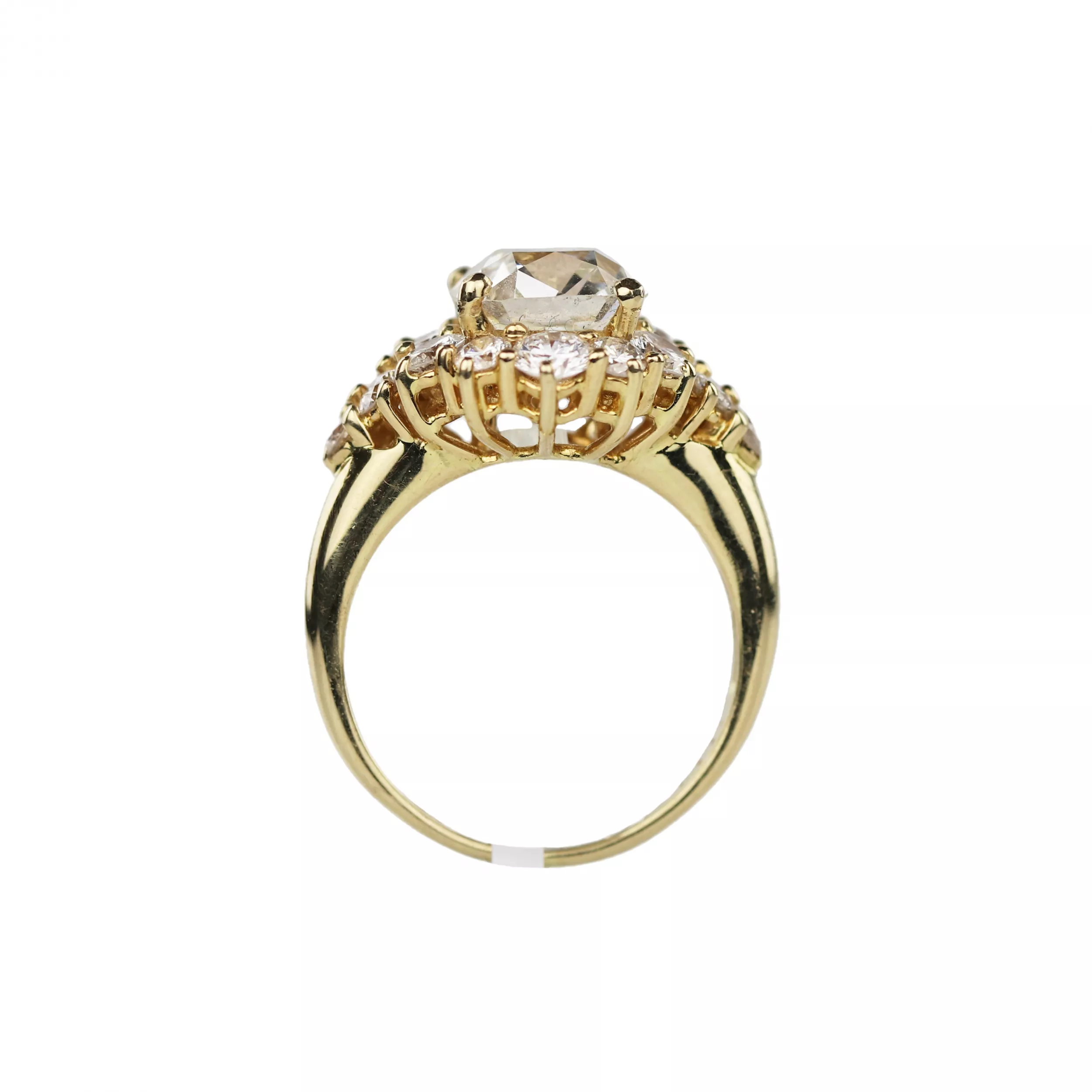 Gold ring with diamonds. 
