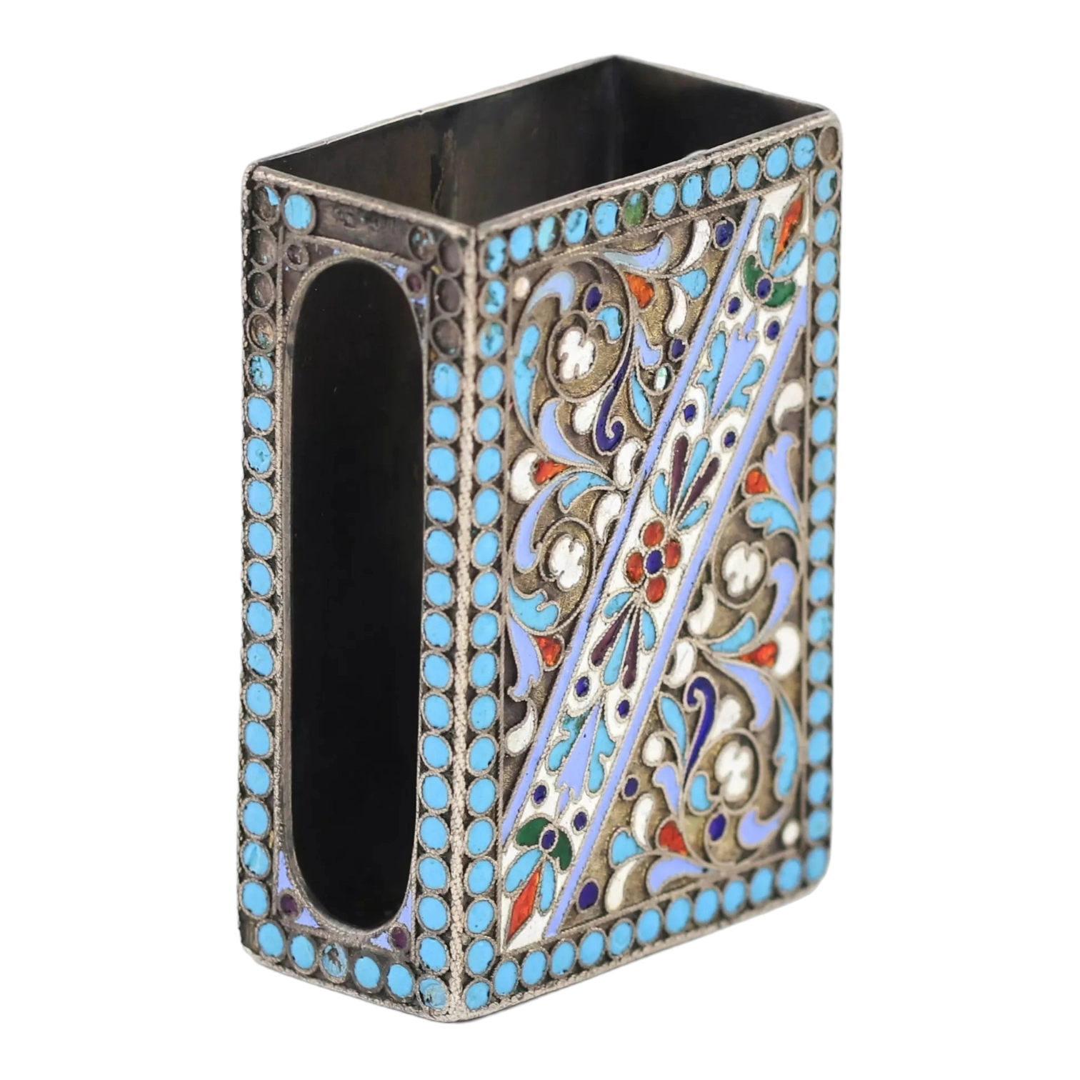 ÉTUI À ALLUMETTES EN ARGENT À FILIGRANE ET ÉMAIL POLYCHROME. ATELIER DE SERGUEÏ CHAPOCHNIKOV. MOSCOU, 1899–1908