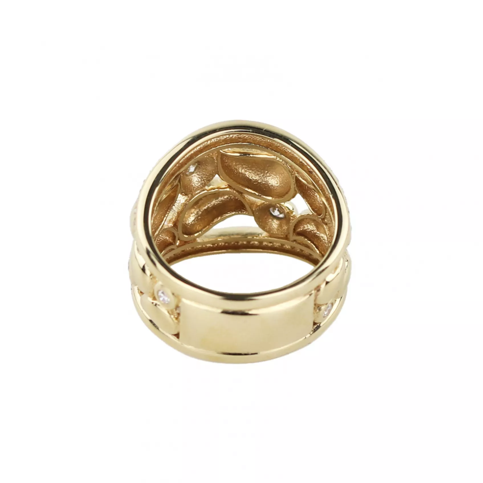 Bague en or avec diamants. 