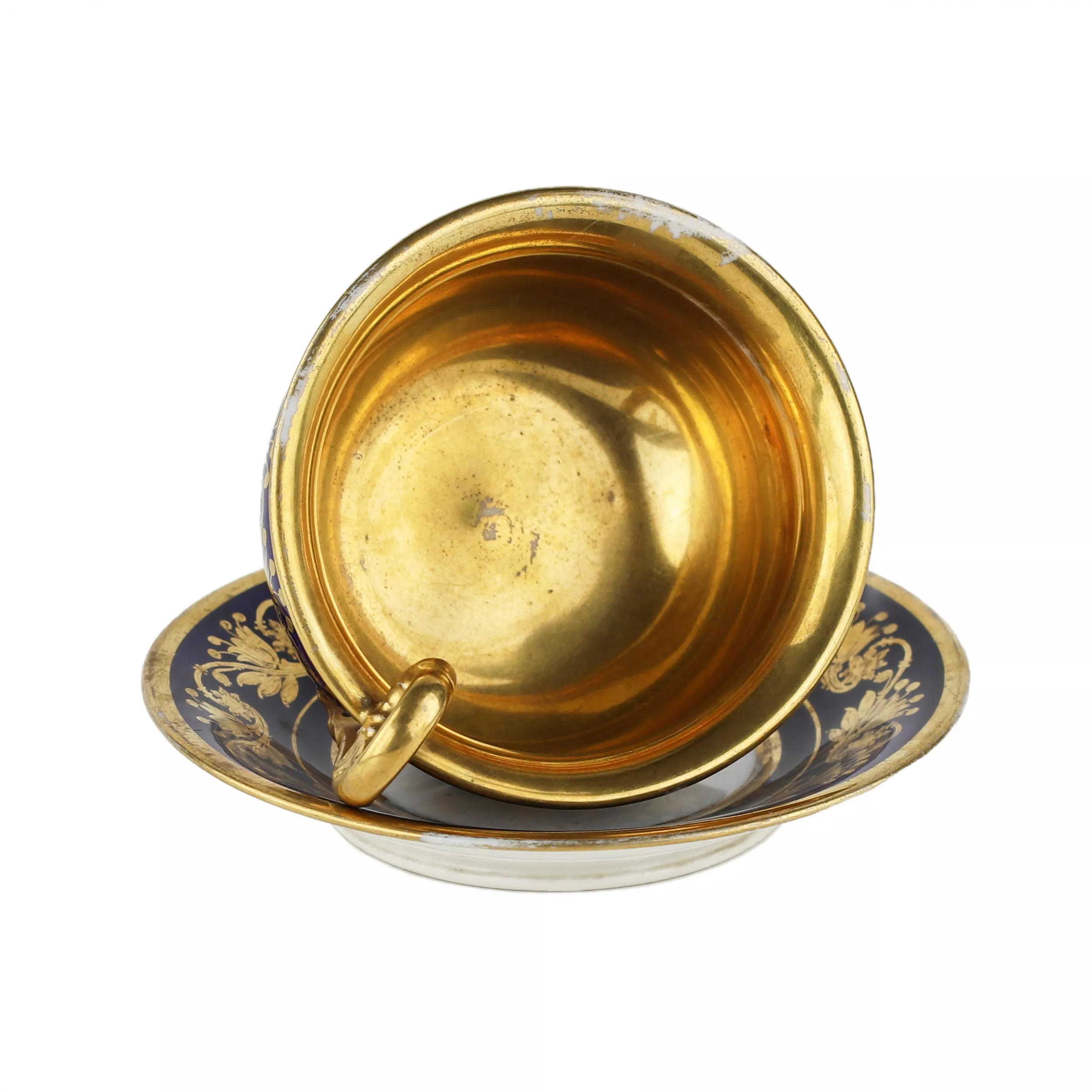 Tasse en cobalt avec soucoupe. France. 19ème siècle. 