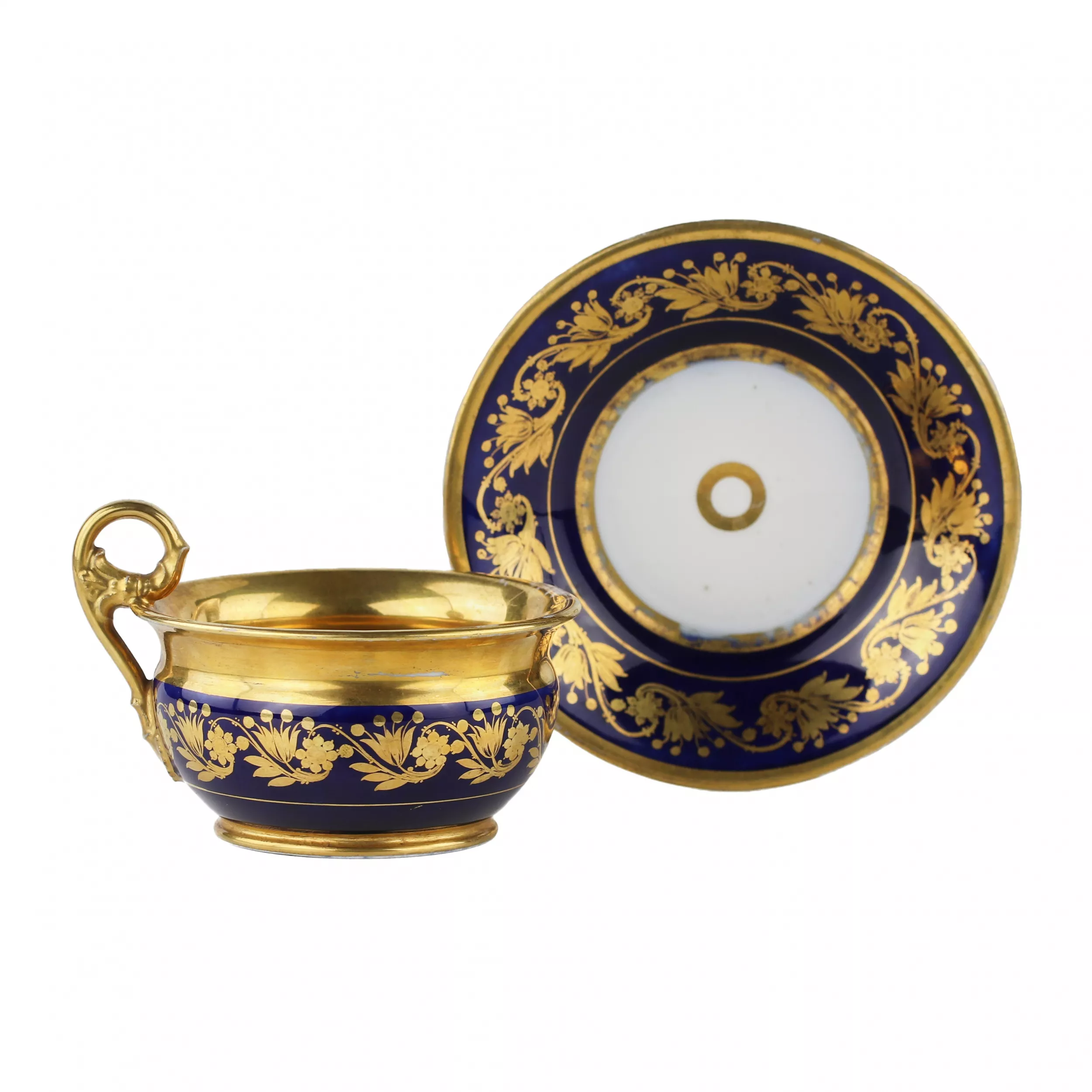 Tasse en cobalt avec soucoupe. France. 19ème siècle. 