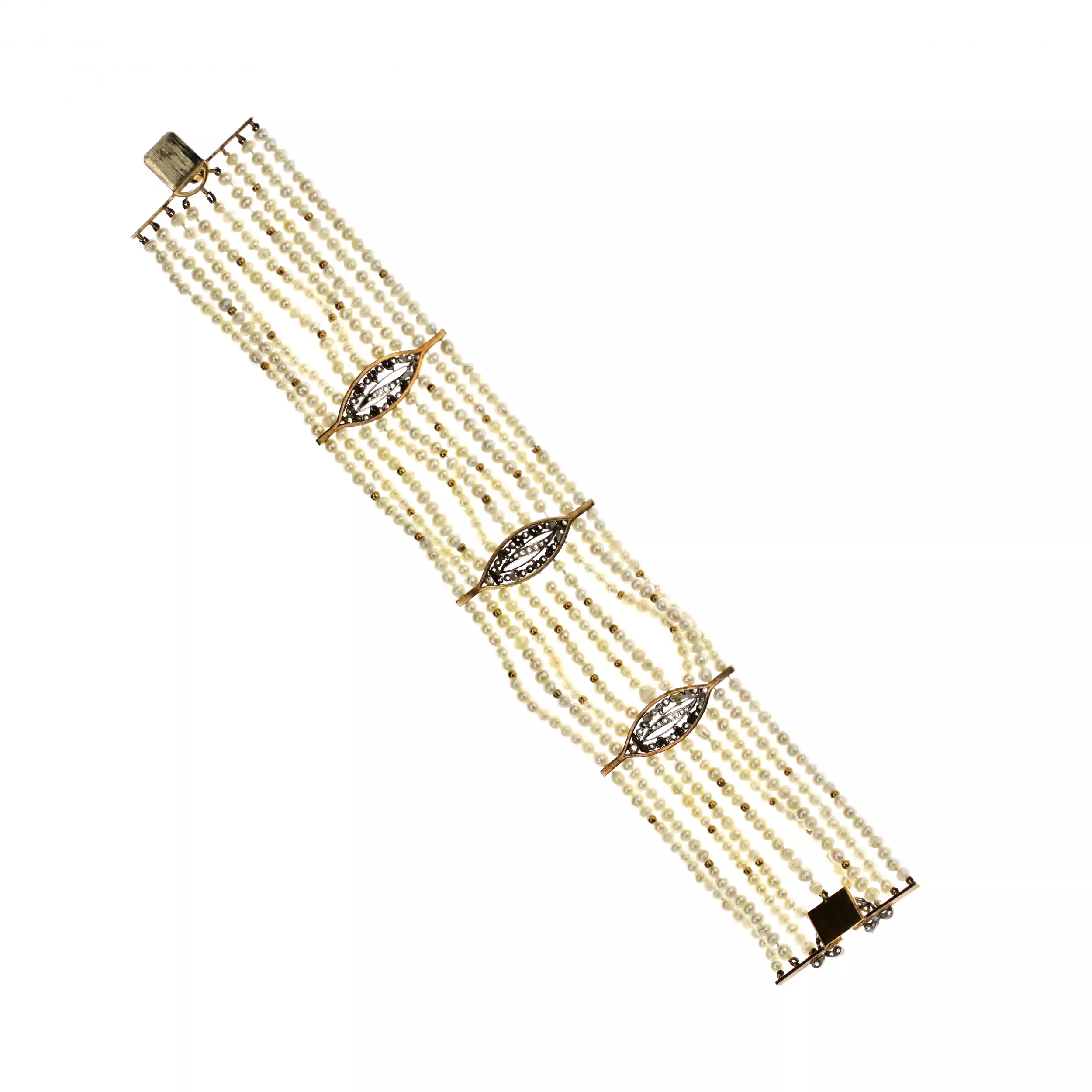 Pearl bracelet with gold and diamonds, late Art Nouveau style. 