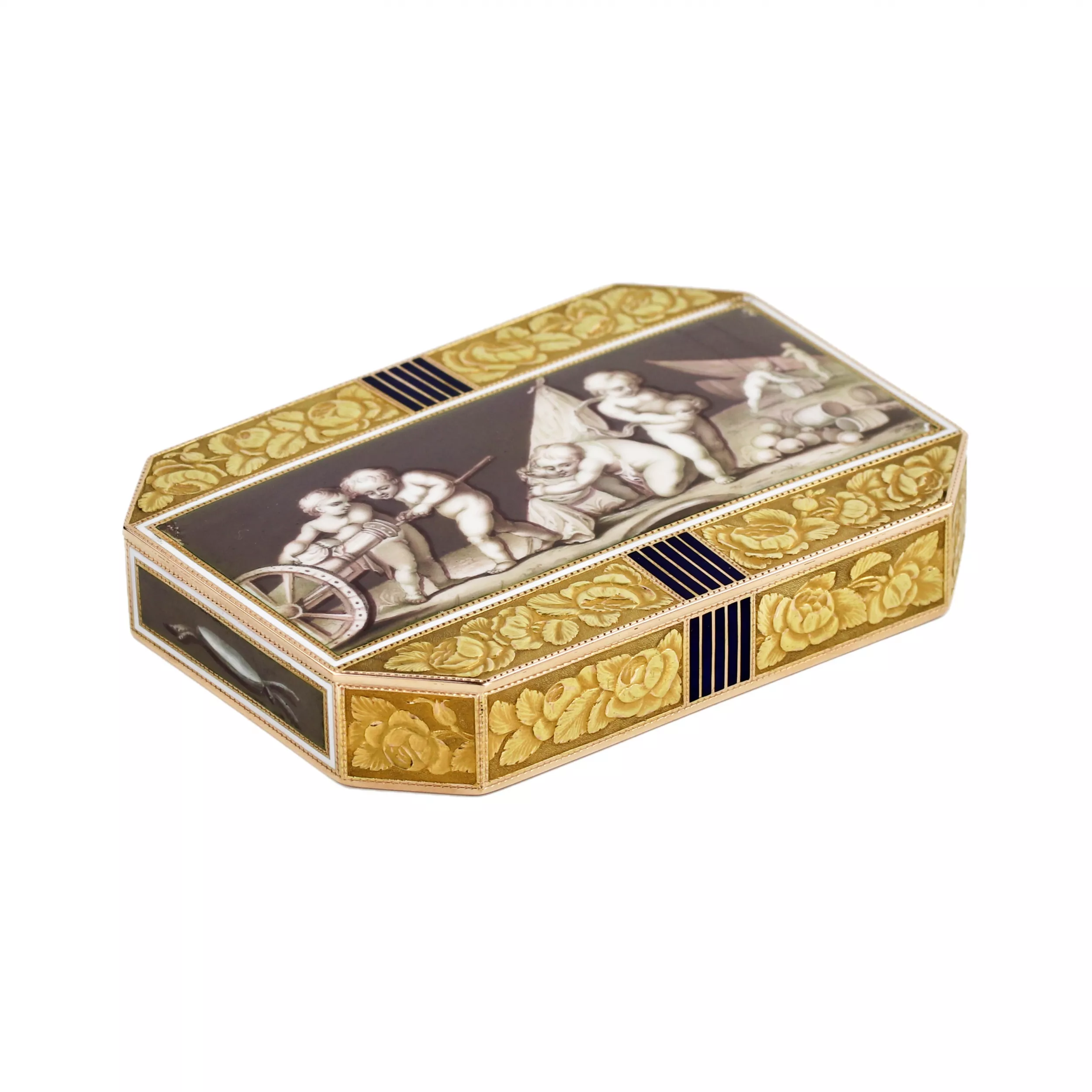 FRENCH GOLD SNUFFBOX WITH ENAMEL GRISAILLE “MILITARY GAMES OF PUTTI” FRANCE, EMPIRE PERIOD, FIRST QUARTER OF THE 19TH CENTURY