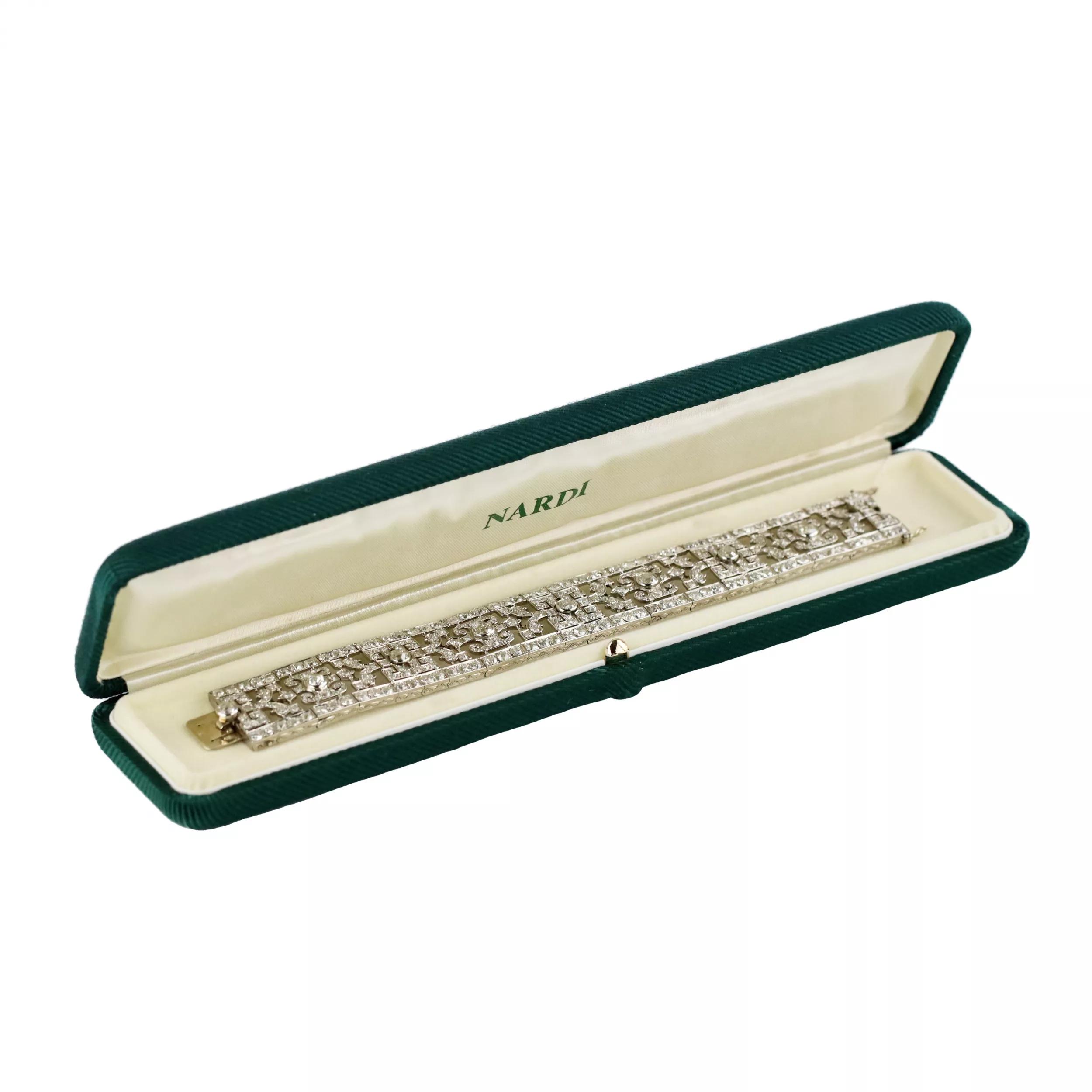 Bracelet en platine avec diamants, NARDI, Italie. Dans l`ecrin d`origine. 