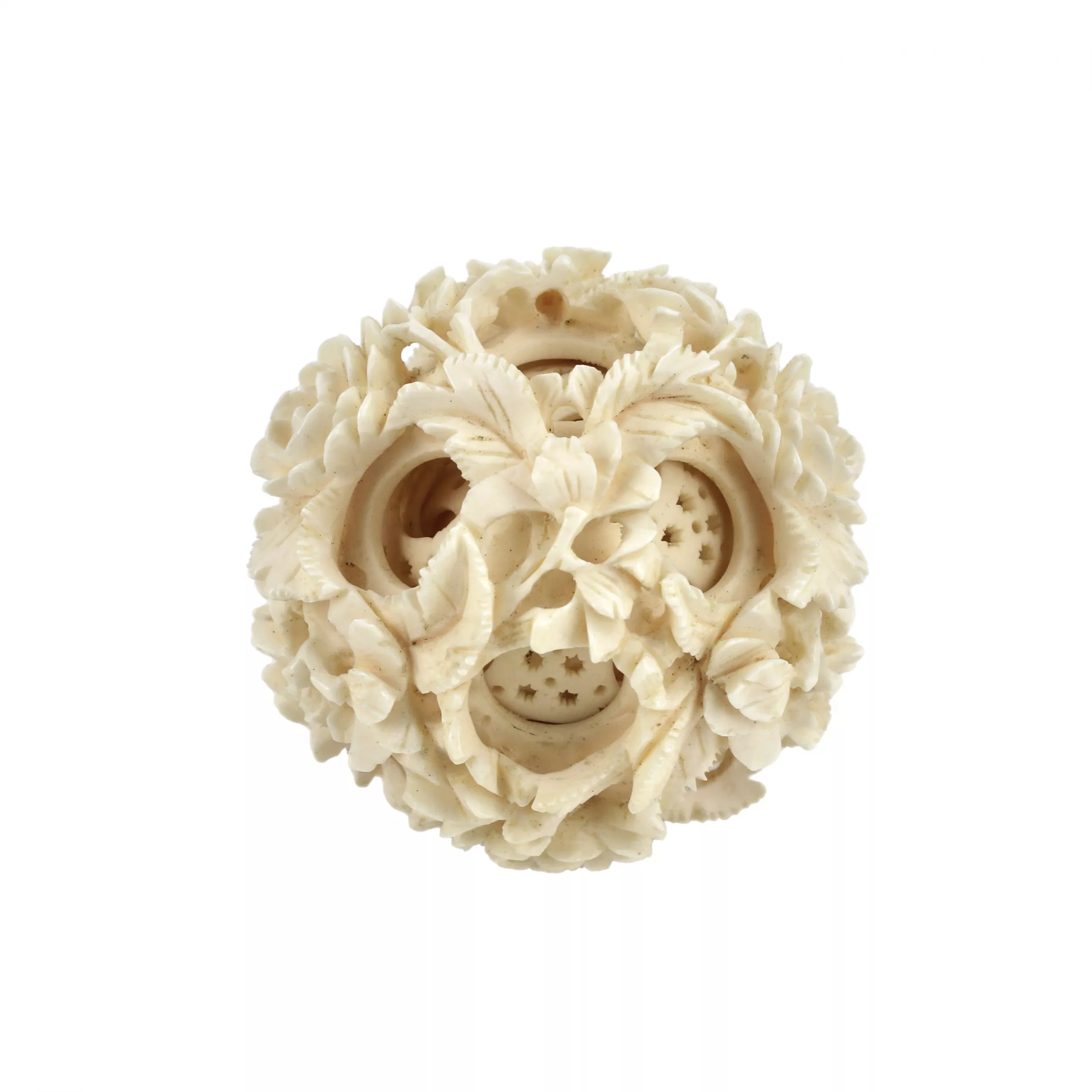 Boule de puzzle en os sculpte chinois. 