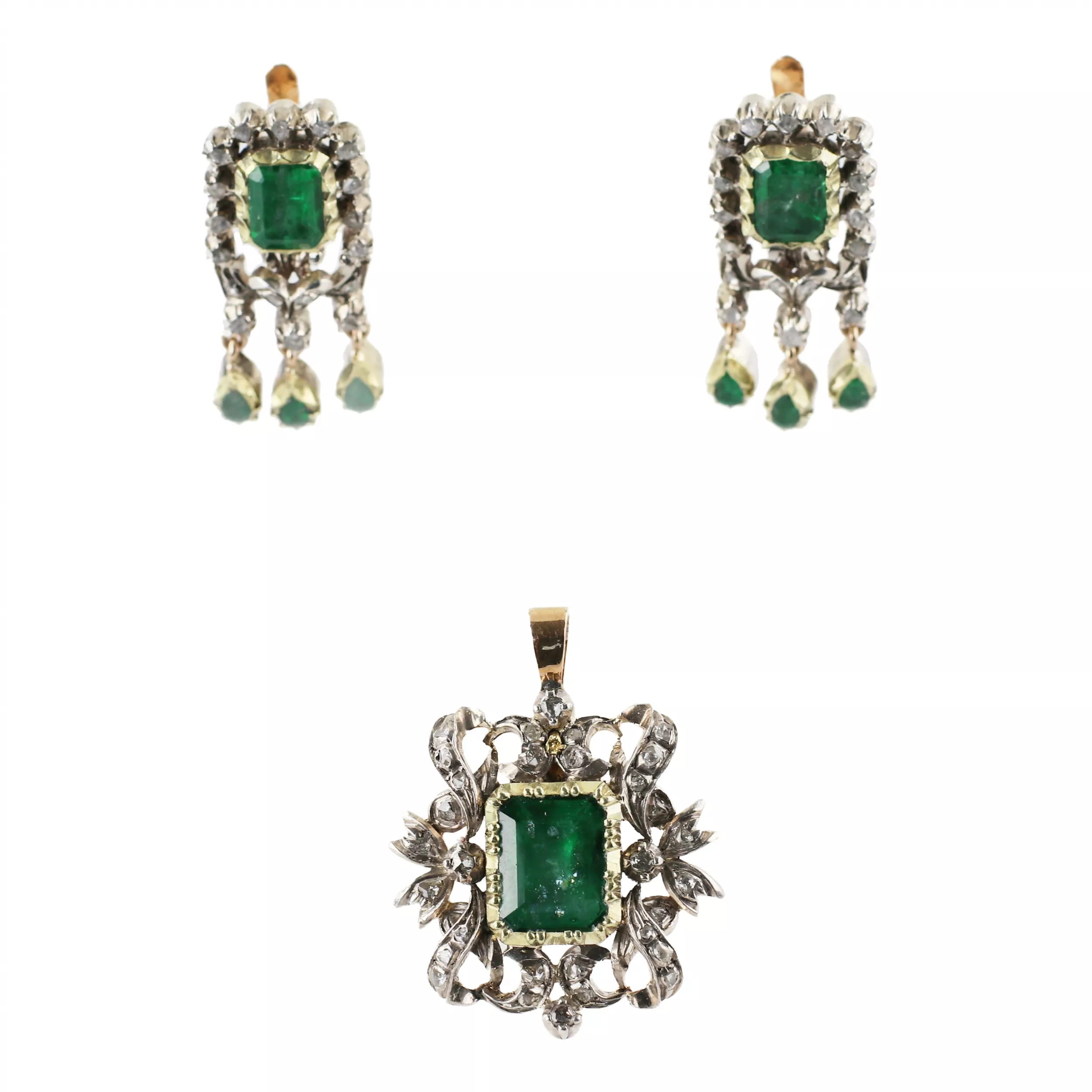Ensemble de bijoux vintage Reine Isabelle. Le tournant des XVIIIe-XIXe siècles. 