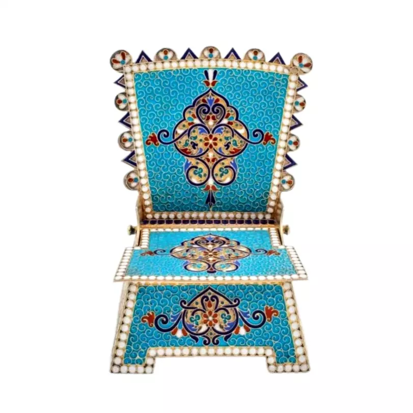 Gustave Klingert. Salière en argent en email cloisonne. Russie, fin du XIXe siècle. 
