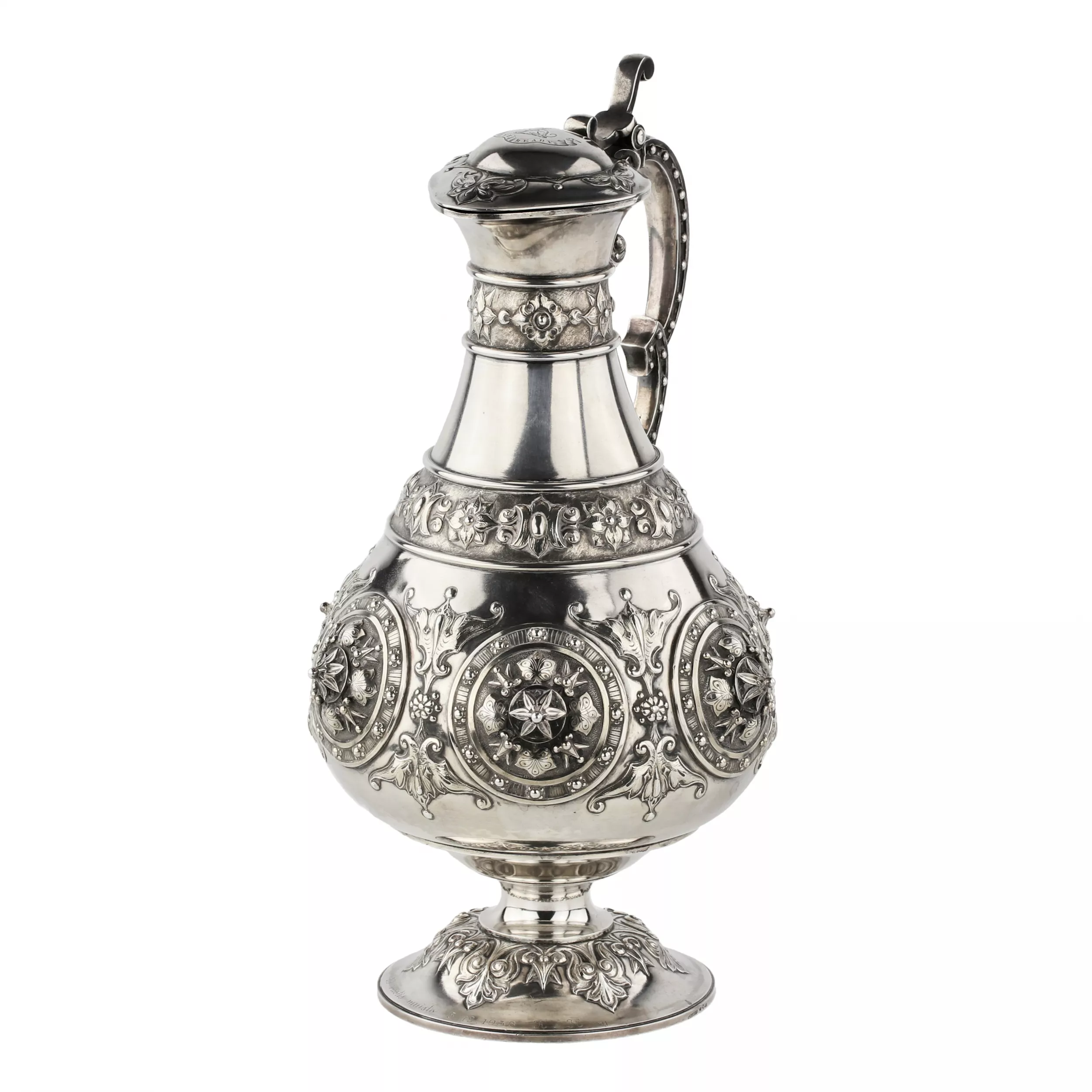 ВИННЫЙ КУВШИН из серебра. Джеймс Барклай Хеннелл, Лондон, 1877.