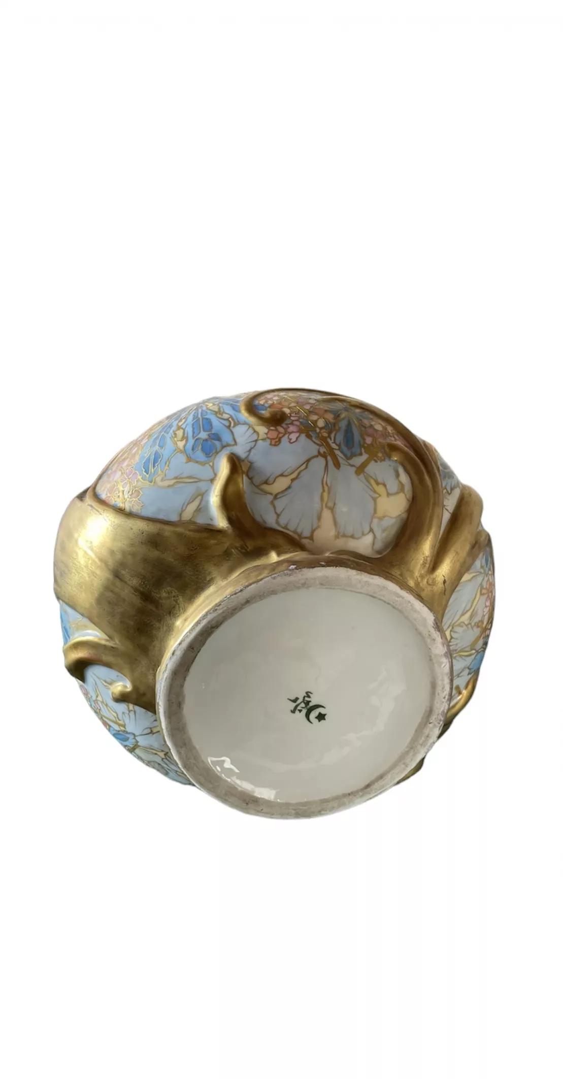 Usine impériale de porcelaine de Yıldız, vase en porcelaine de Monsieur Narcice, Turquie de la fin du XIXe siècle. 