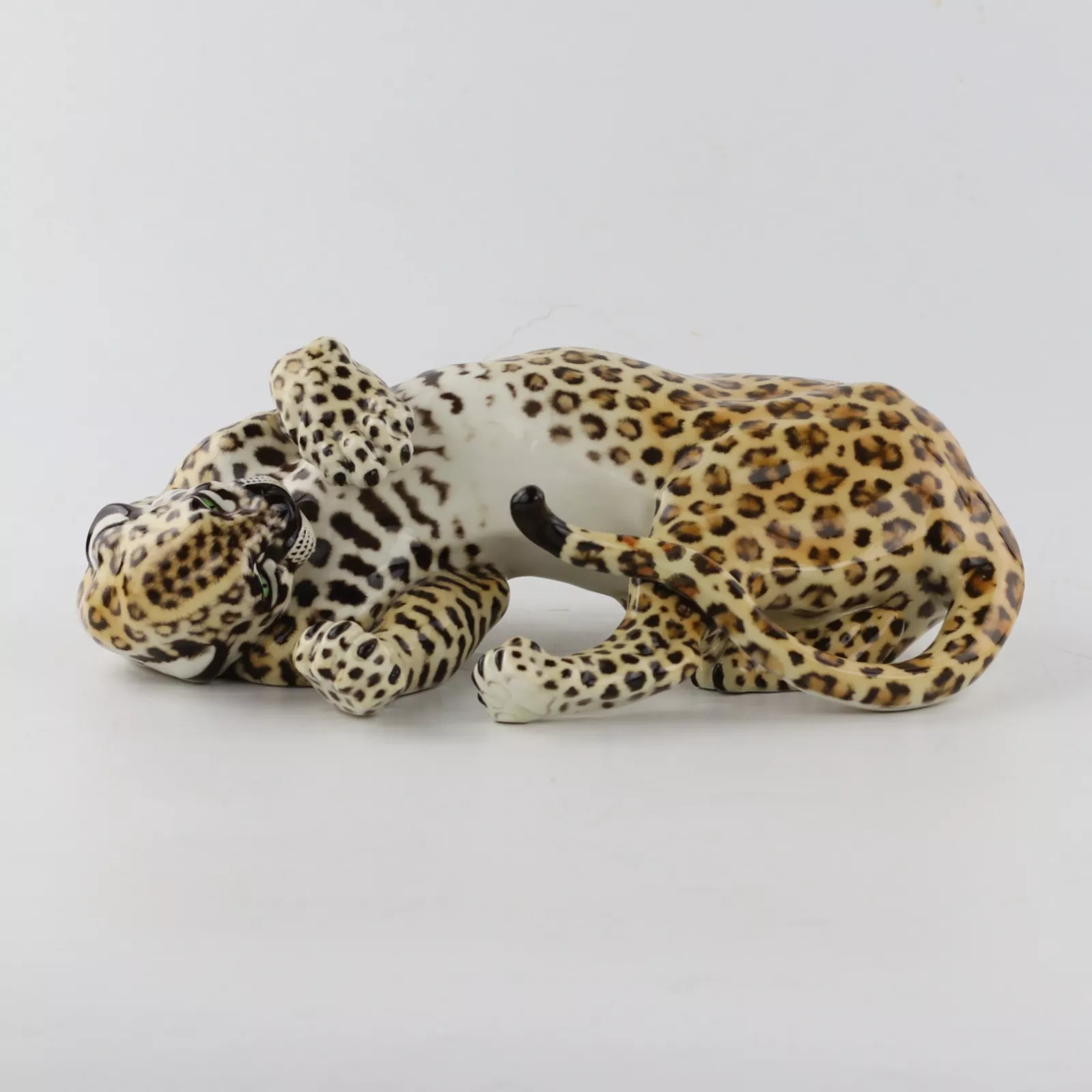 Nymphenburg Leopard Amidou par Hans Behrens, Allemagne des années 1960 