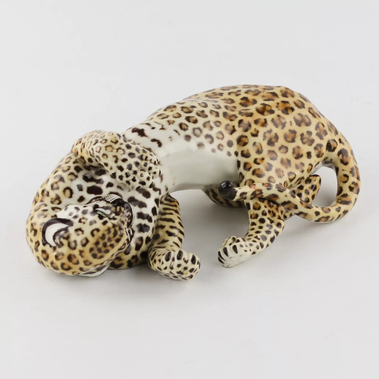 Nymphenburg Leopard Amidou par Hans Behrens, Allemagne des années 1960 
