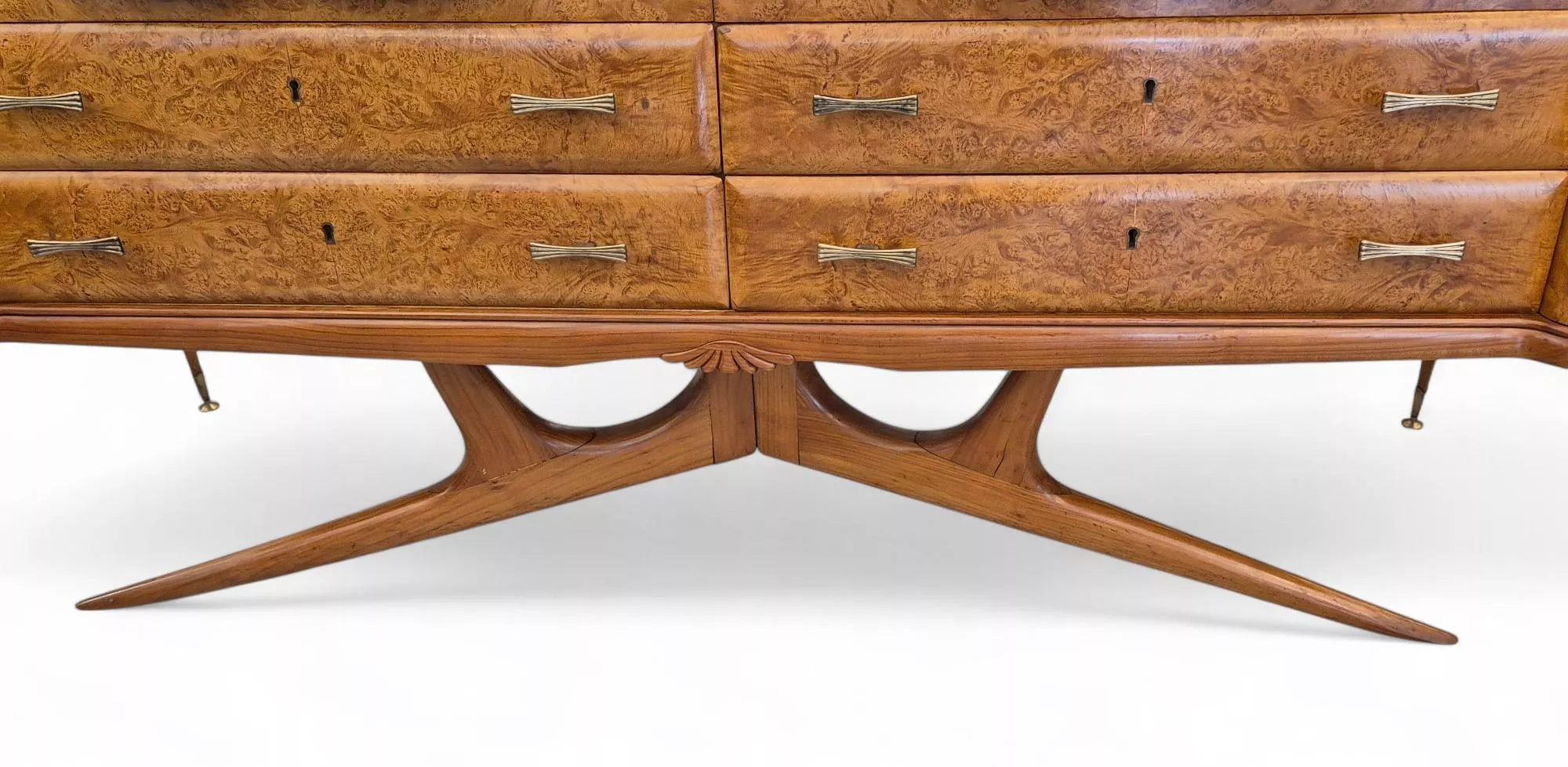Unique Italian modern midcentury elm burl Sideboard after Vittorio Dassi