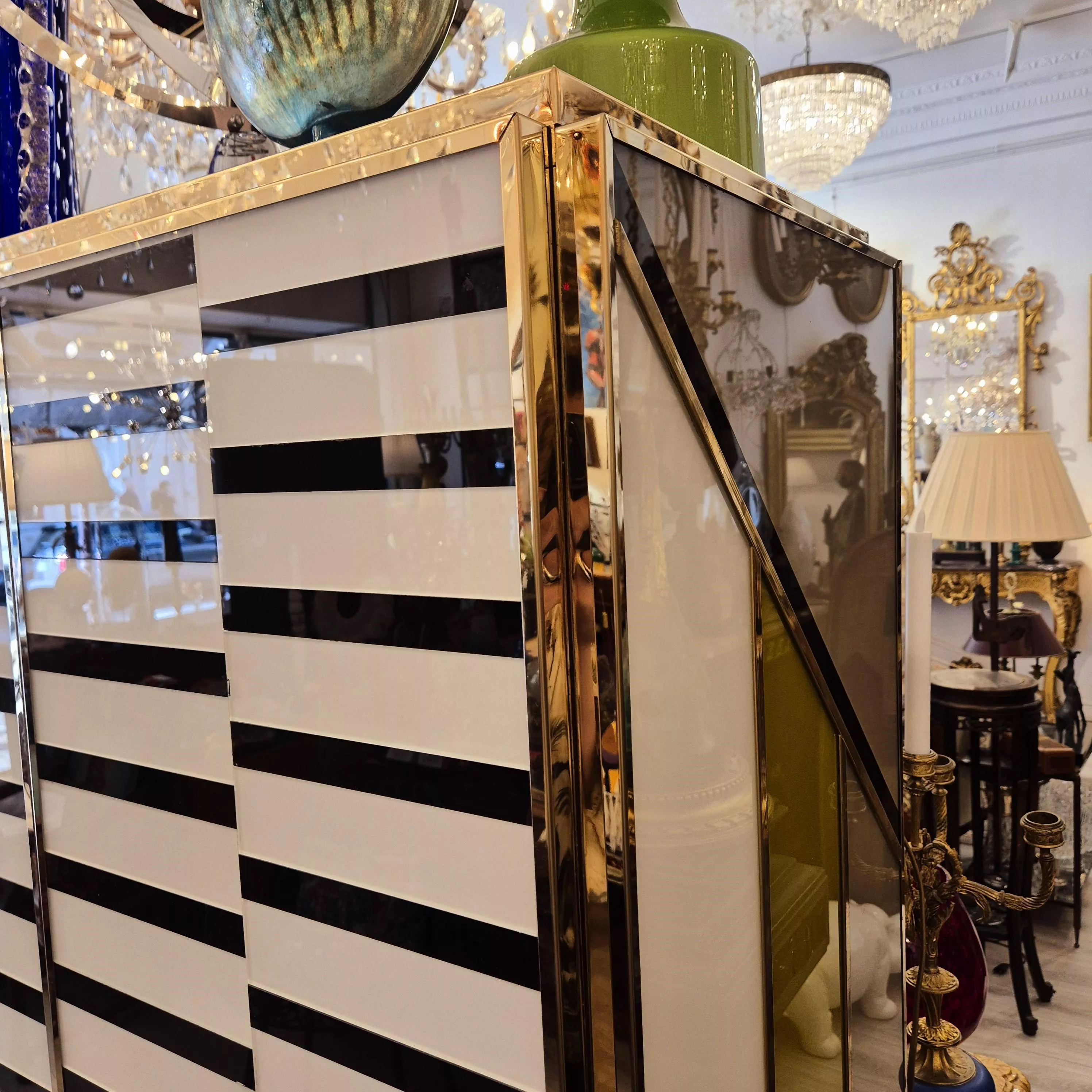 Late Art Deco cabinet in polychrome glass marquetry, Murano, Circa 1950
