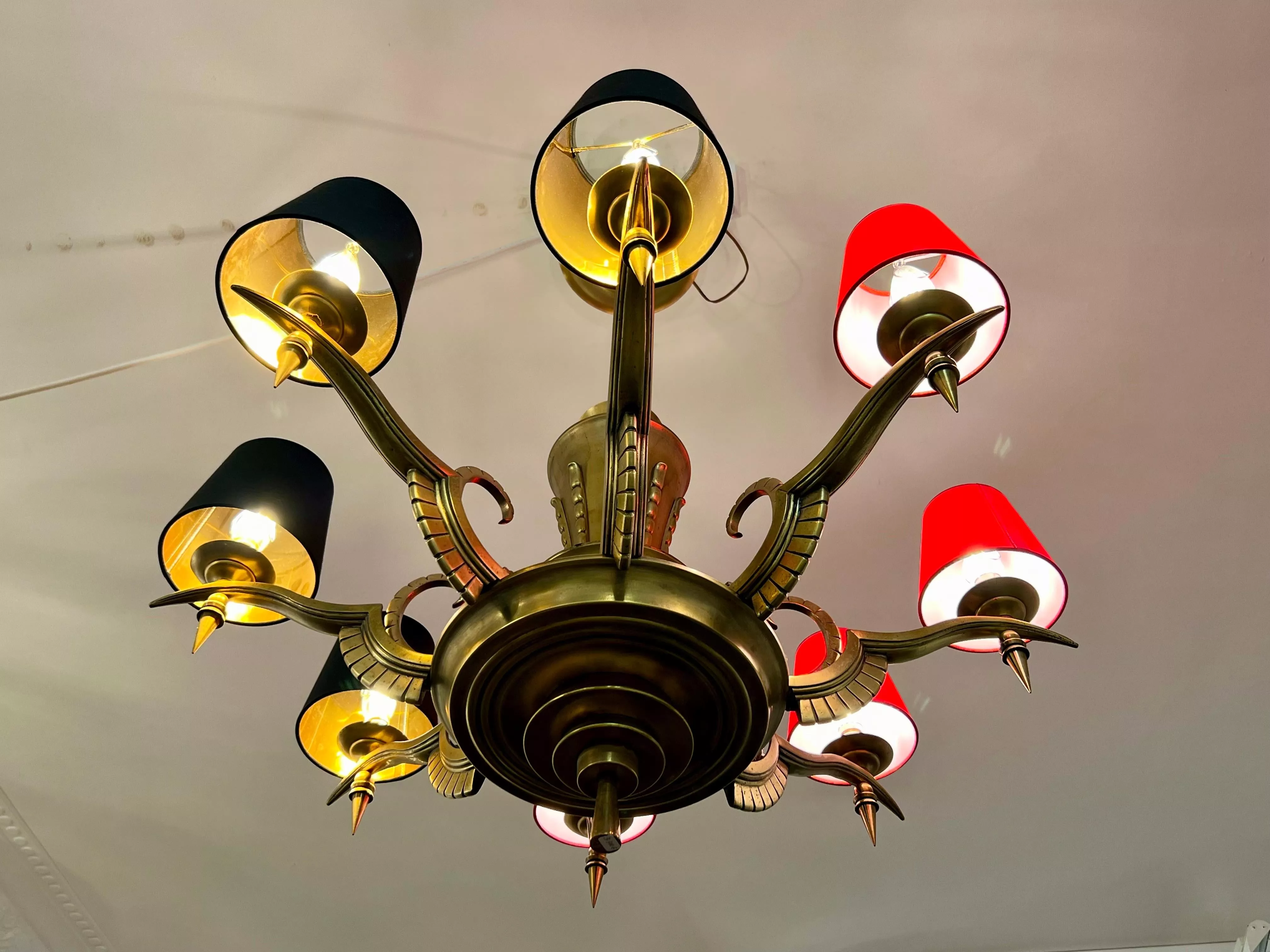 Eight-Armed Chandelier with Red or Black Lampshades, Art Deco, Mid-20th Century