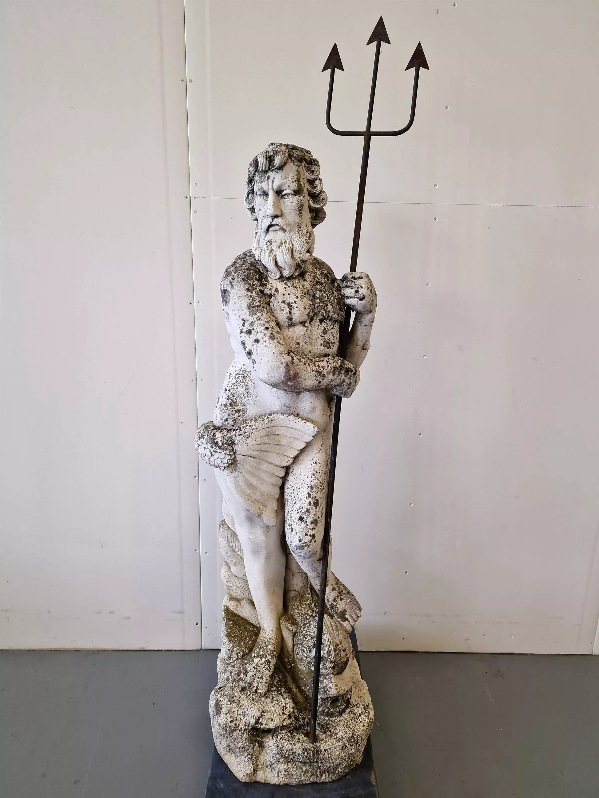Garden statue Neptune
