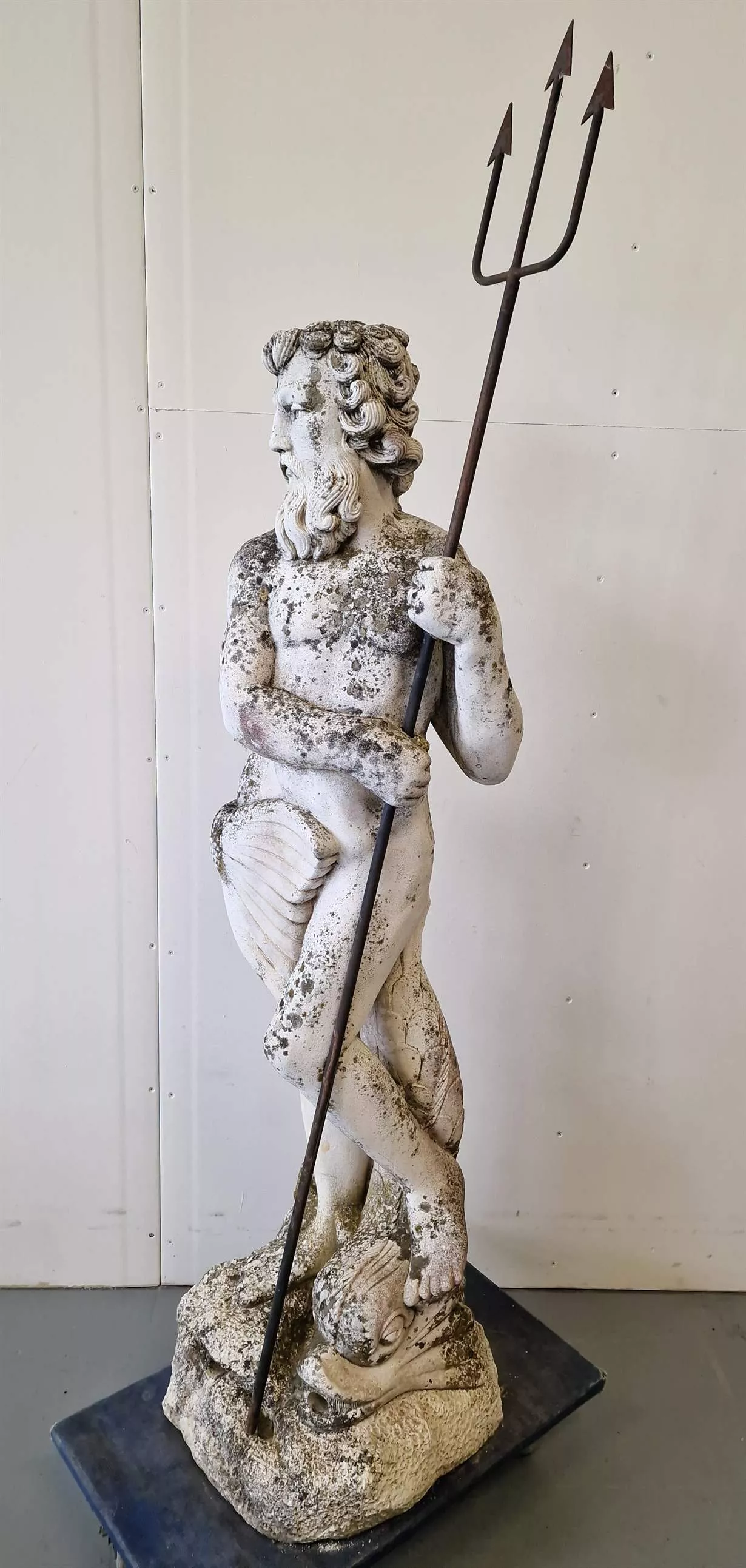 Garden statue Neptune