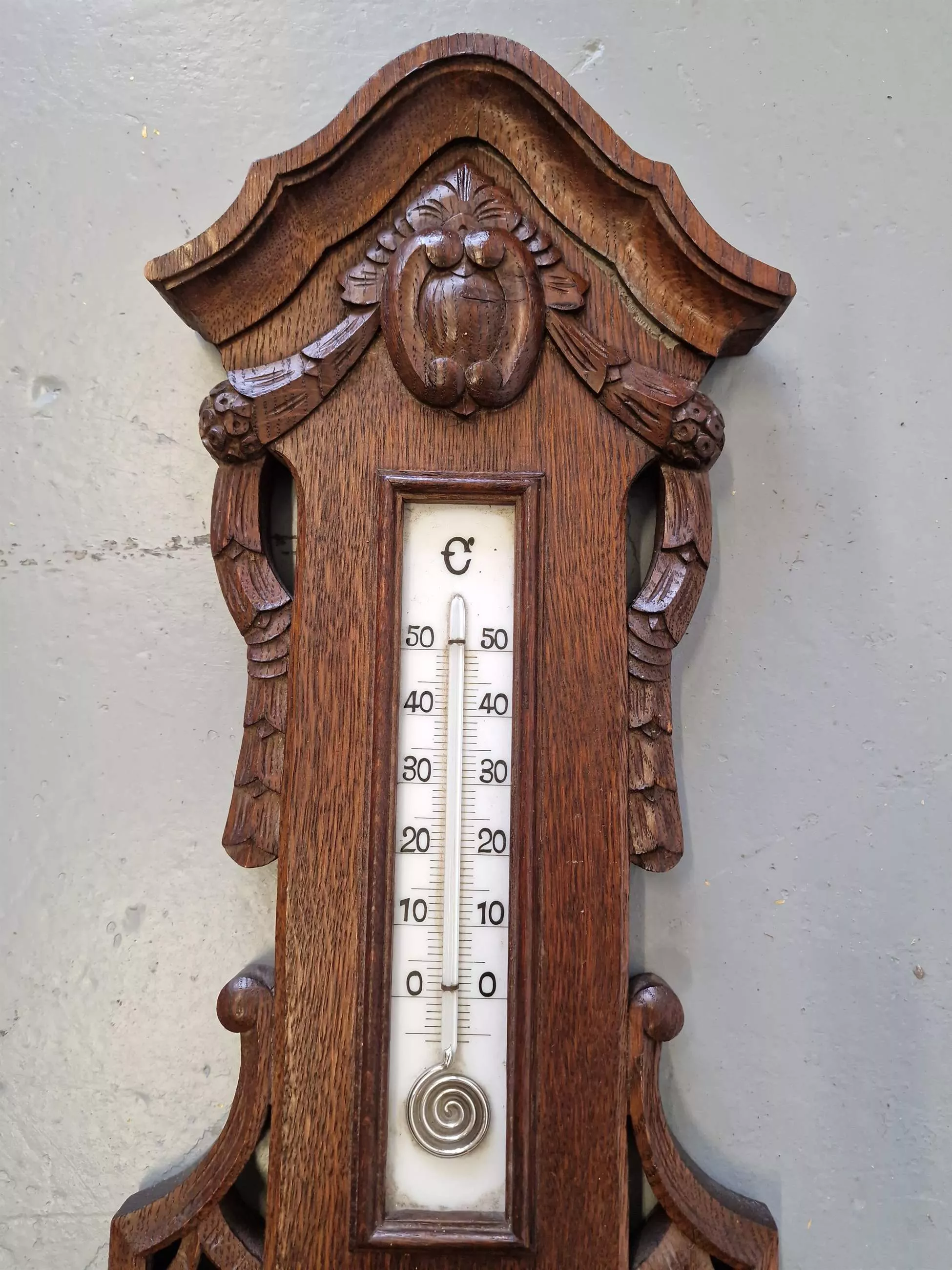 Large barometer