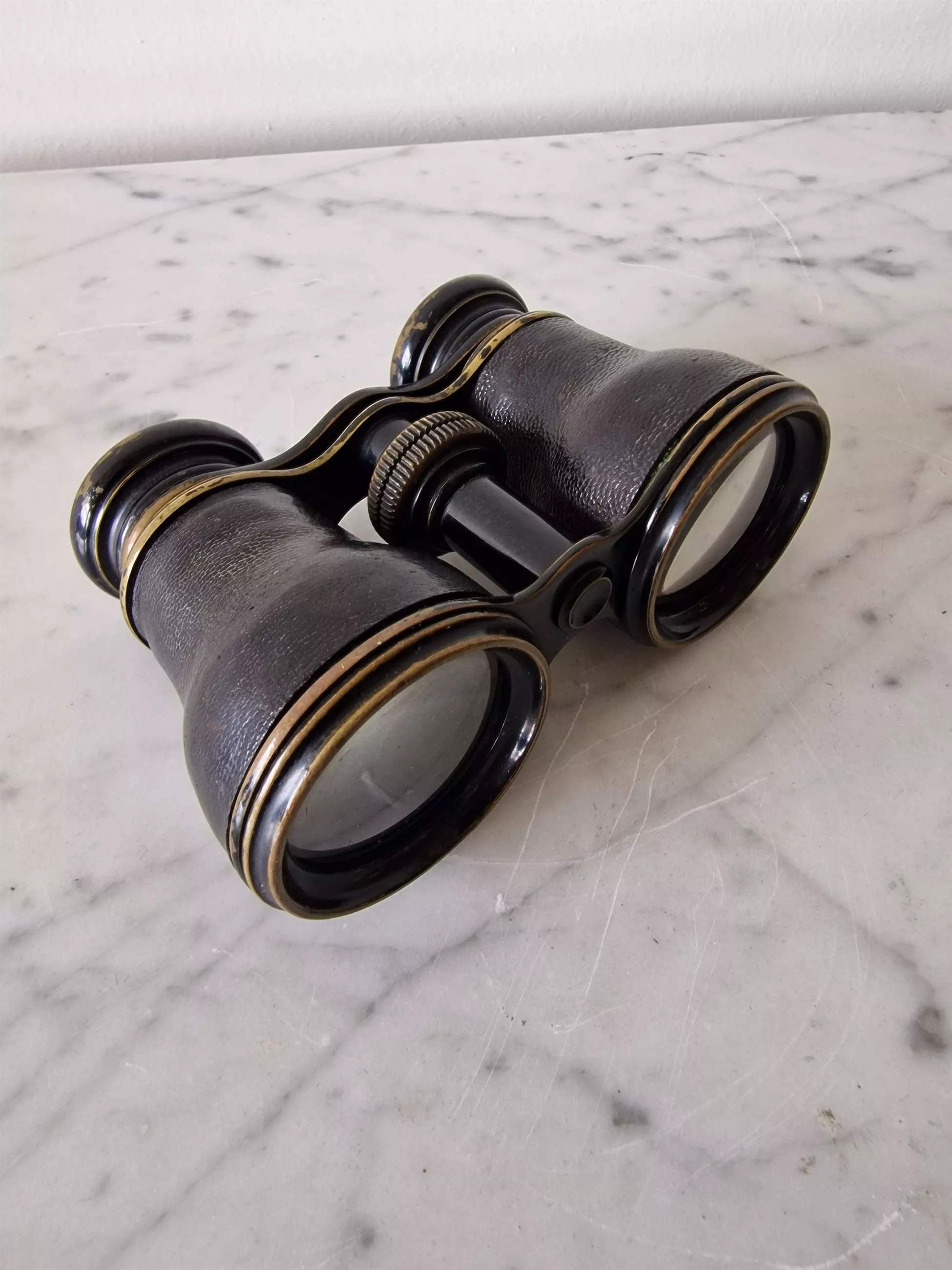 Theater binoculars