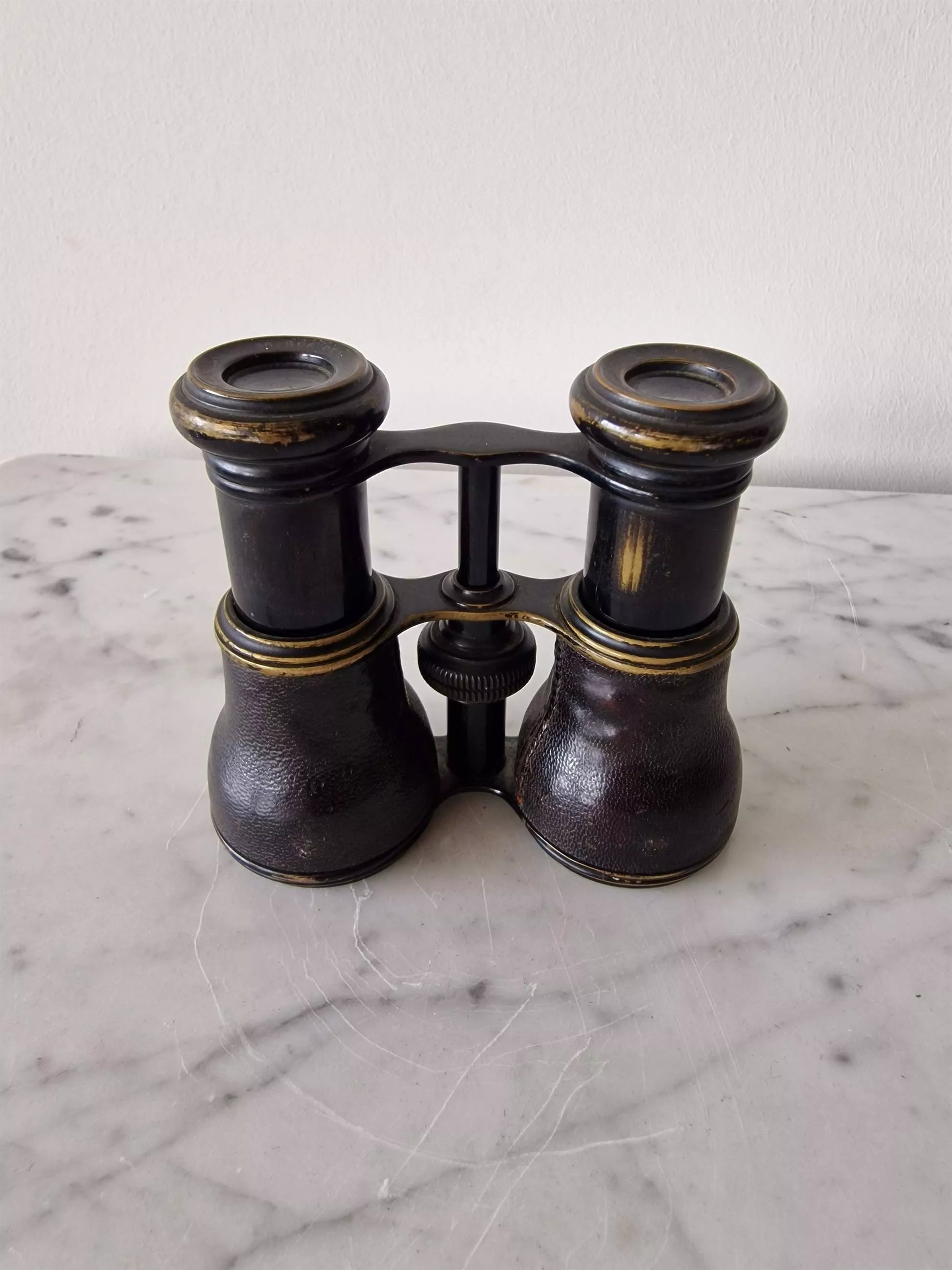Theater binoculars