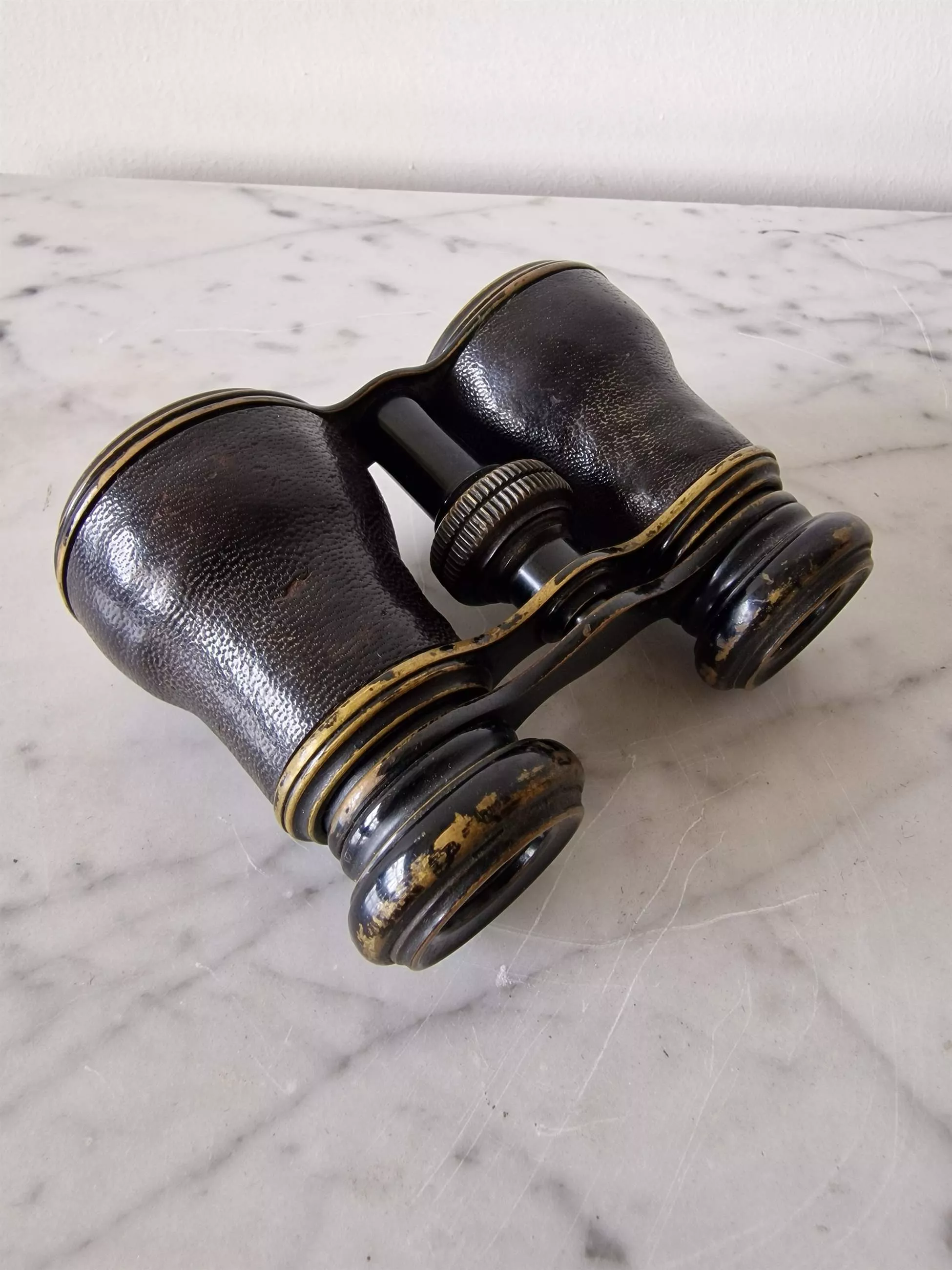 Theater binoculars