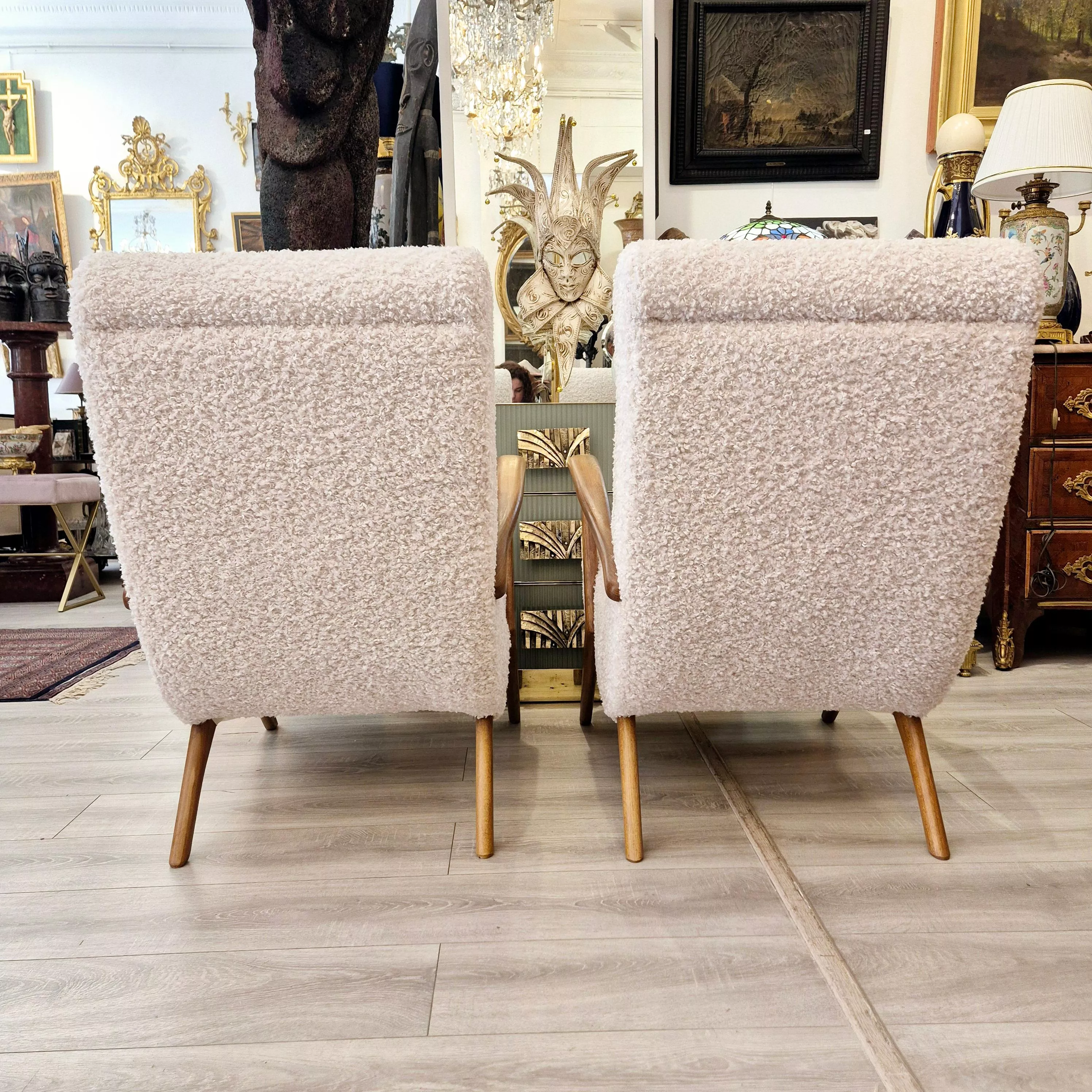 Pair of bouclé armchairs, attributed to Paolo Buffa, Circa 1950