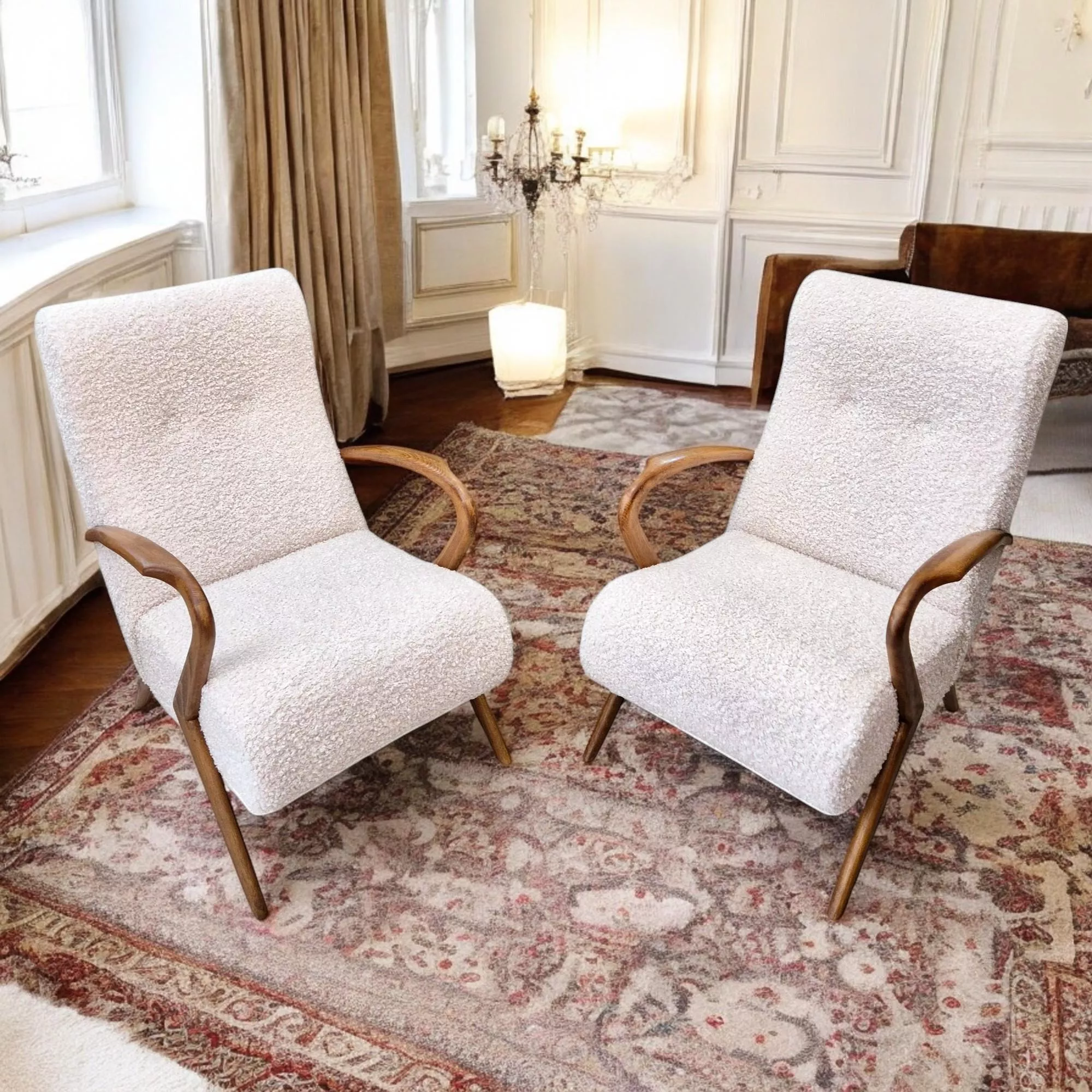 Pair of bouclé armchairs, attributed to Paolo Buffa, Circa 1950
